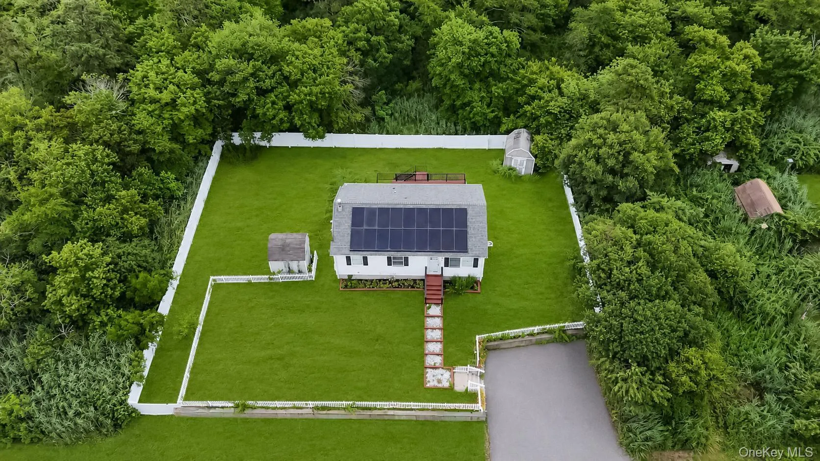 23 Hemlock Drive, Brookhaven, NY, 3 Bedrooms Bedrooms, 5 Rooms Rooms,2 BathroomsBathrooms,Residential,For Rent,Hemlock,0,1046366 23 Hemlock Drive, Brookhaven, NY, 3 Bedrooms Bedrooms, 5 Rooms Rooms,2 BathroomsBathrooms,Residential,For Rent,Hemlock,0,1046366