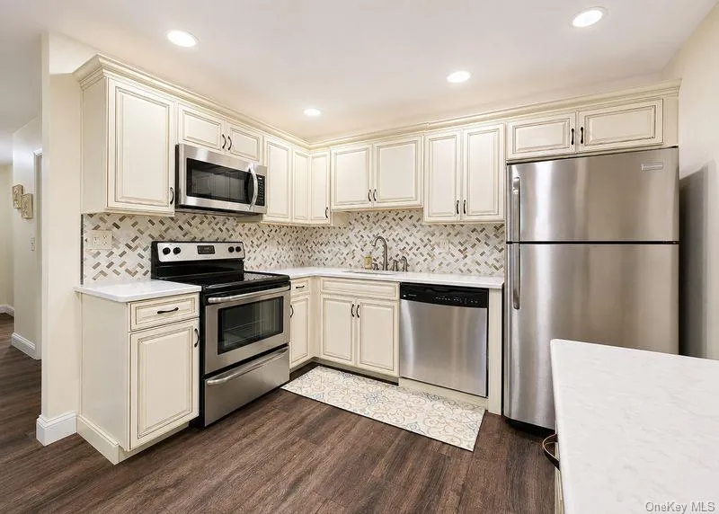 188 Birchwood Road, Brookhaven, NY, 2 Bedrooms Bedrooms, 5 Rooms Rooms,2 BathroomsBathrooms,Residential,For Rent,Birchwood,0,1046369 188 Birchwood Road, Brookhaven, NY, 2 Bedrooms Bedrooms, 5 Rooms Rooms,2 BathroomsBathrooms,Residential,For Rent,Birchwood,0,1046369