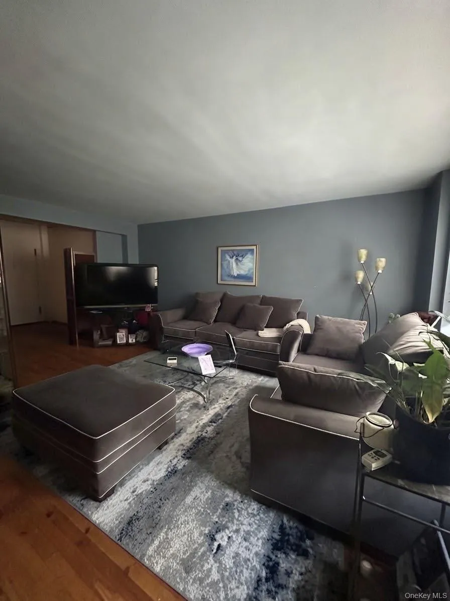 333 Bronx River Road, Yonkers, NY, 1 Bedroom Bedrooms, 3 Rooms Rooms,1 BathroomBathrooms,Residential,For Rent,Bronx River,0,1046371 333 Bronx River Road, Yonkers, NY, 1 Bedroom Bedrooms, 3 Rooms Rooms,1 BathroomBathrooms,Residential,For Rent,Bronx River,0,1046371