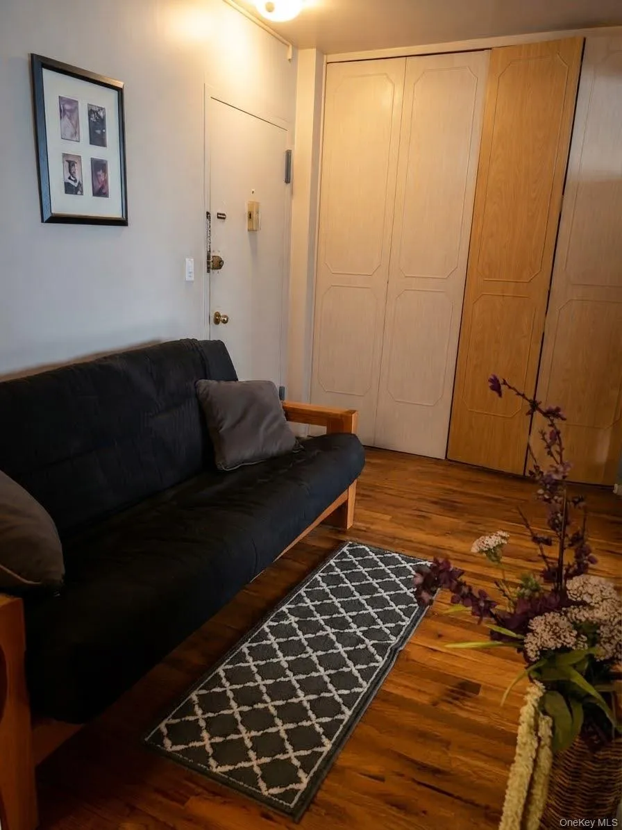 333 Bronx River Road, Yonkers, NY, 1 Bedroom Bedrooms, 3 Rooms Rooms,1 BathroomBathrooms,Residential,For Rent,Bronx River,0,1046371 333 Bronx River Road, Yonkers, NY, 1 Bedroom Bedrooms, 3 Rooms Rooms,1 BathroomBathrooms,Residential,For Rent,Bronx River,0,1046371