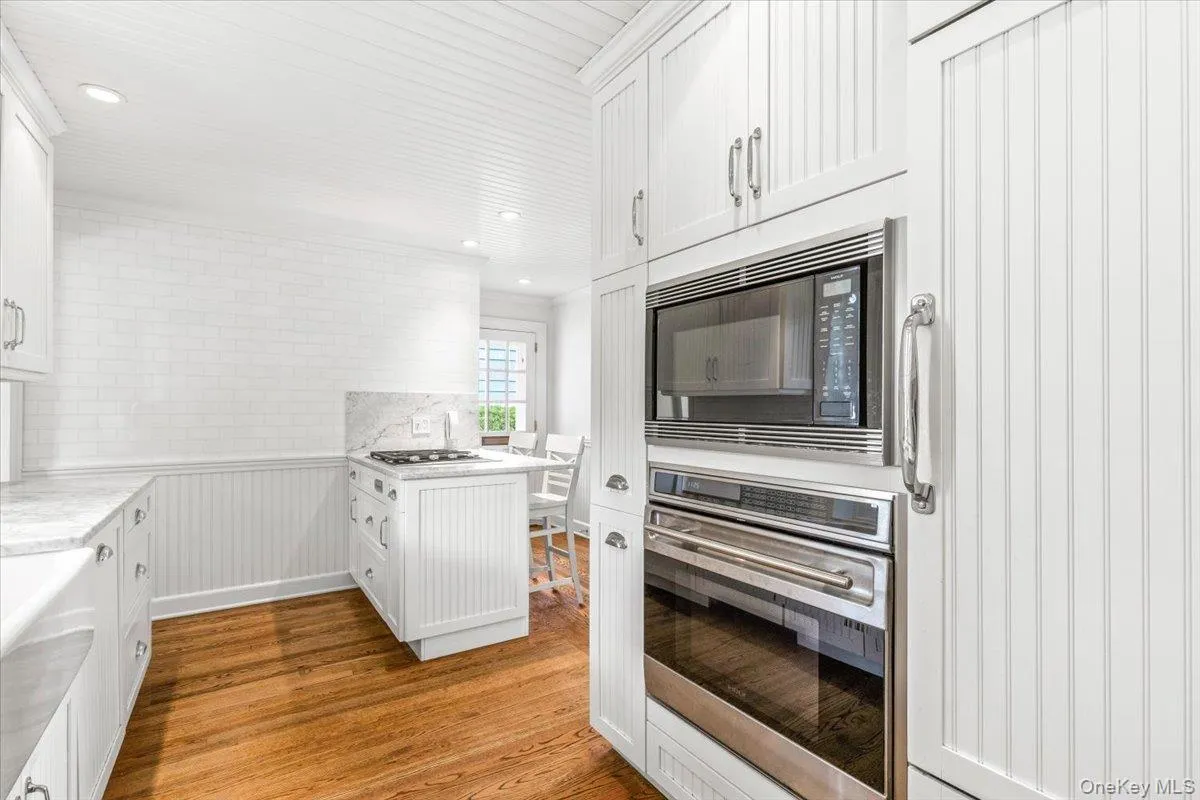 128 RALPH Avenue, White Plains, NY, 4 Bedrooms Bedrooms, 8 Rooms Rooms,2 BathroomsBathrooms,Residential,For Rent,RALPH,0,1046373 128 RALPH Avenue, White Plains, NY, 4 Bedrooms Bedrooms, 8 Rooms Rooms,2 BathroomsBathrooms,Residential,For Rent,RALPH,0,1046373