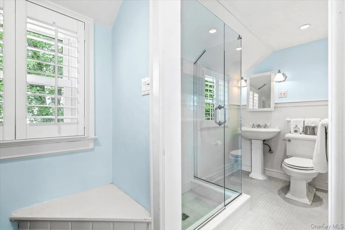 128 RALPH Avenue, White Plains, NY, 4 Bedrooms Bedrooms, 8 Rooms Rooms,2 BathroomsBathrooms,Residential,For Rent,RALPH,0,1046373 128 RALPH Avenue, White Plains, NY, 4 Bedrooms Bedrooms, 8 Rooms Rooms,2 BathroomsBathrooms,Residential,For Rent,RALPH,0,1046373