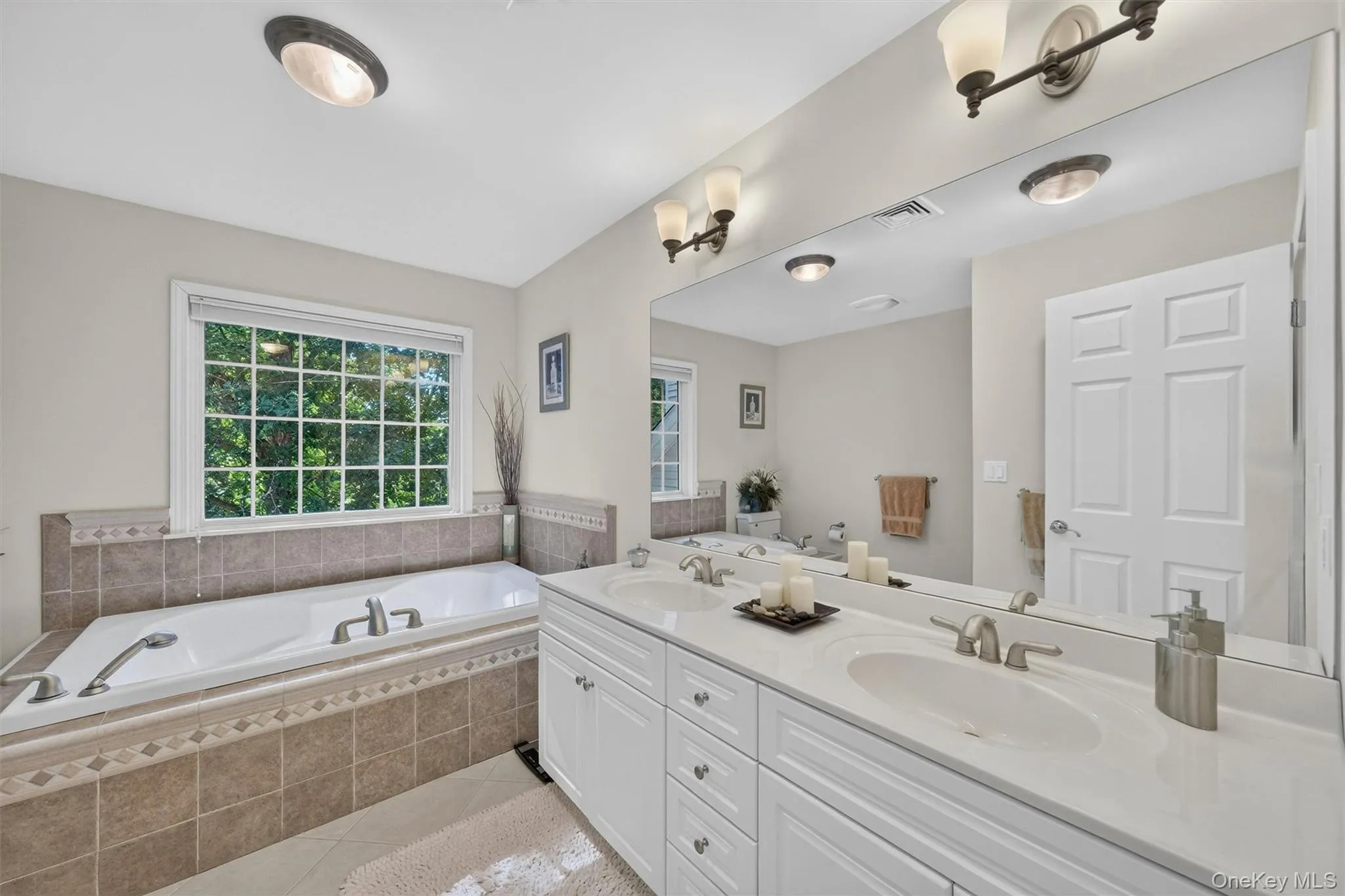 41 Lindy Drive, Carmel, NY, 5 Bedrooms Bedrooms, 9 Rooms Rooms,3 BathroomsBathrooms,Residential,For Rent,Lindy,0,1046376 41 Lindy Drive, Carmel, NY, 5 Bedrooms Bedrooms, 9 Rooms Rooms,3 BathroomsBathrooms,Residential,For Rent,Lindy,0,1046376
