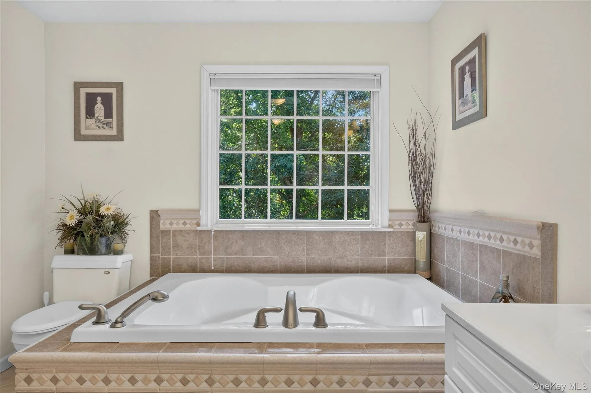 41 Lindy Drive, Carmel, NY, 5 Bedrooms Bedrooms, 9 Rooms Rooms,3 BathroomsBathrooms,Residential,For Rent,Lindy,0,1046376 41 Lindy Drive, Carmel, NY, 5 Bedrooms Bedrooms, 9 Rooms Rooms,3 BathroomsBathrooms,Residential,For Rent,Lindy,0,1046376