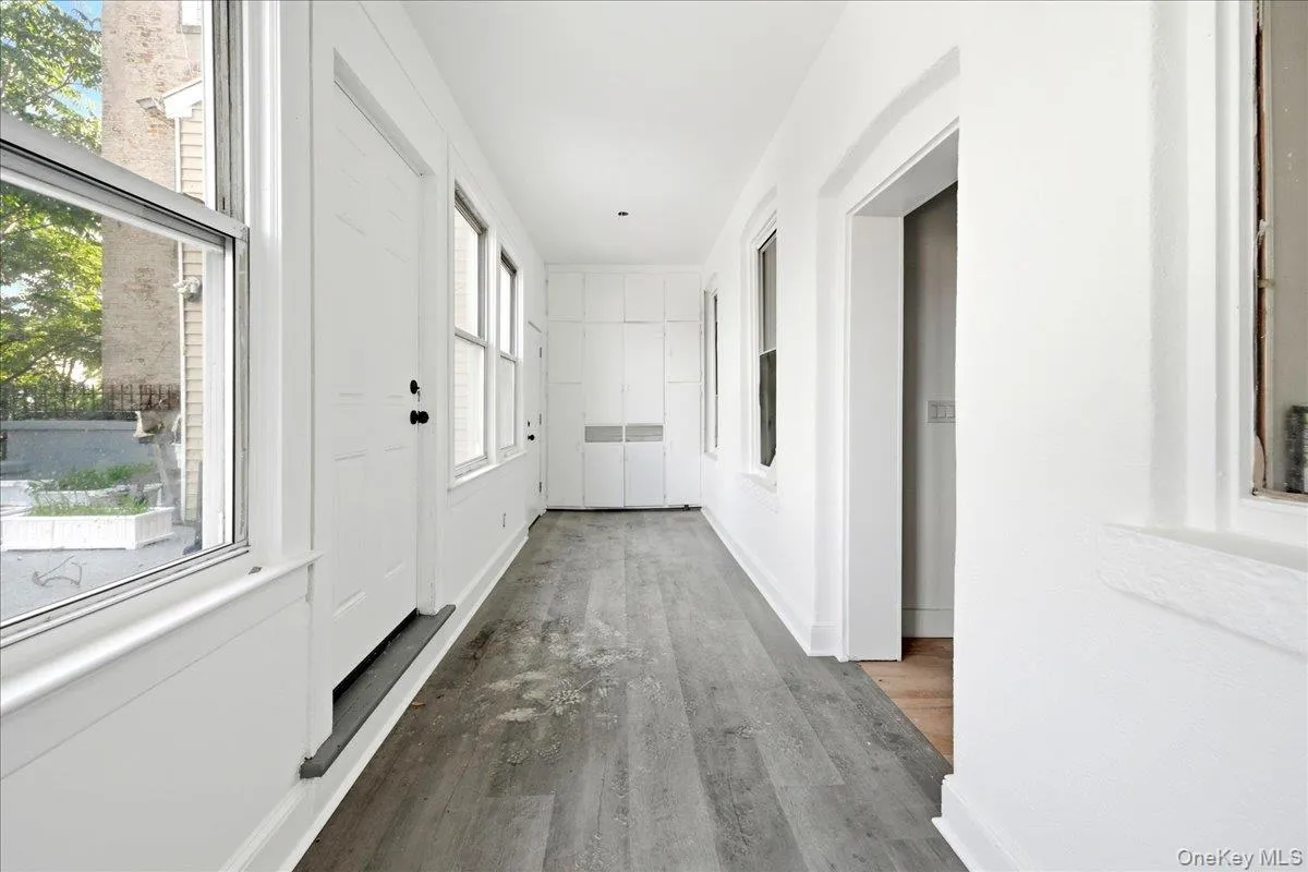 35 Lawrence Street, Yonkers, NY, 3 Bedrooms Bedrooms, 7 Rooms Rooms,1 BathroomBathrooms,Residential Lease,For Rent,Lawrence,0,1046378 35 Lawrence Street, Yonkers, NY, 3 Bedrooms Bedrooms, 7 Rooms Rooms,1 BathroomBathrooms,Residential Lease,For Rent,Lawrence,0,1046378