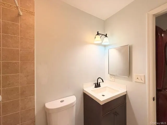 47 Ruth Court, Middletown, NY, 2 Bedrooms Bedrooms, 5 Rooms Rooms,1 BathroomBathrooms,Residential Lease,For Rent,Ruth,0,1046389 47 Ruth Court, Middletown, NY, 2 Bedrooms Bedrooms, 5 Rooms Rooms,1 BathroomBathrooms,Residential Lease,For Rent,Ruth,0,1046389