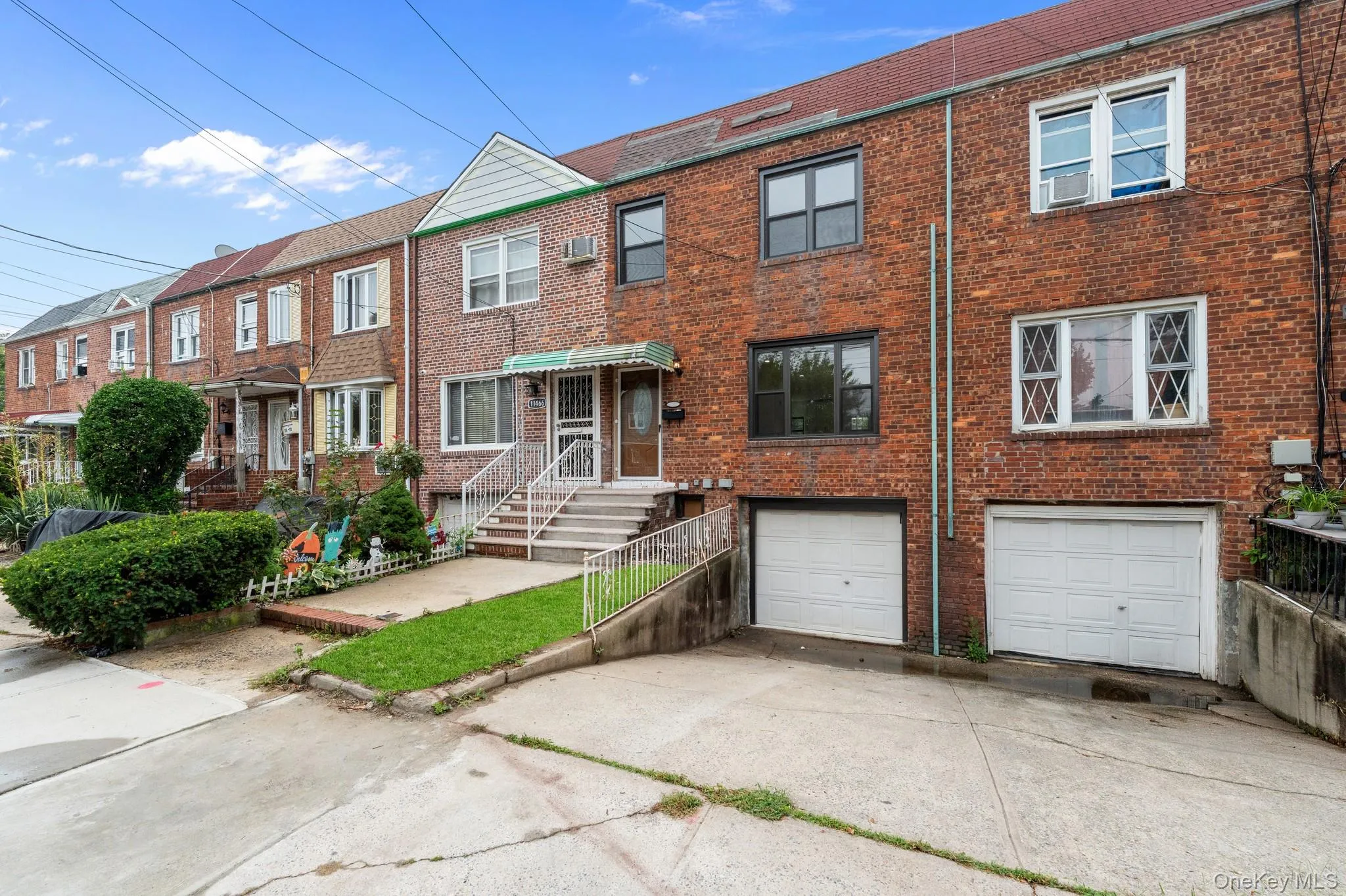 11464 204th Street, New York, NY, 3 Bedrooms Bedrooms, 12 Rooms Rooms,2 BathroomsBathrooms,Residential,For Rent,204th,0,1046391 11464 204th Street, New York, NY, 3 Bedrooms Bedrooms, 12 Rooms Rooms,2 BathroomsBathrooms,Residential,For Rent,204th,0,1046391