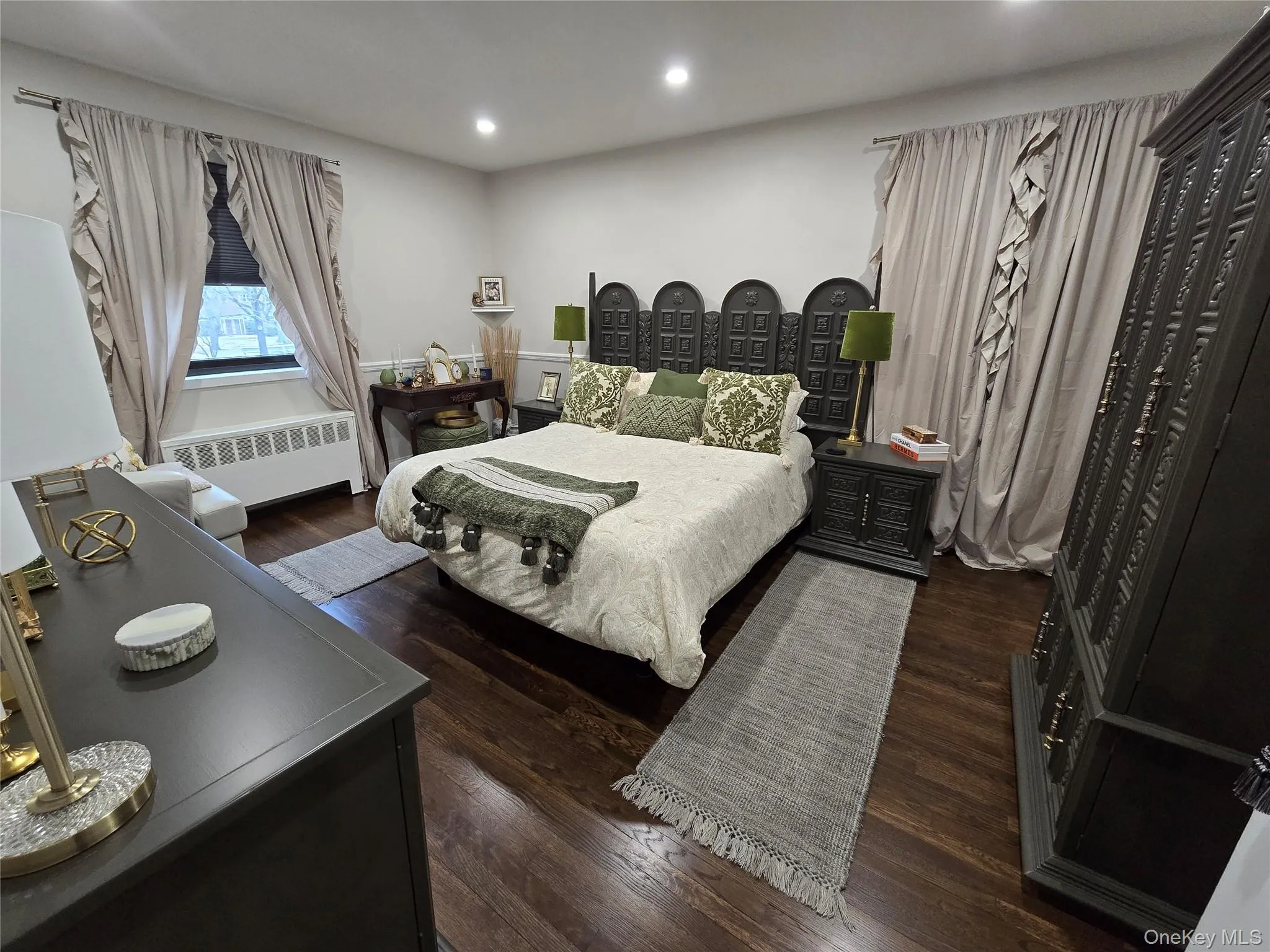 81-48 156th Ave, New York, NY, 3 Bedrooms Bedrooms, 6 Rooms Rooms,1 BathroomBathrooms,Residential,For Rent,156th Ave,0,1046392 81-48 156th Ave, New York, NY, 3 Bedrooms Bedrooms, 6 Rooms Rooms,1 BathroomBathrooms,Residential,For Rent,156th Ave,0,1046392