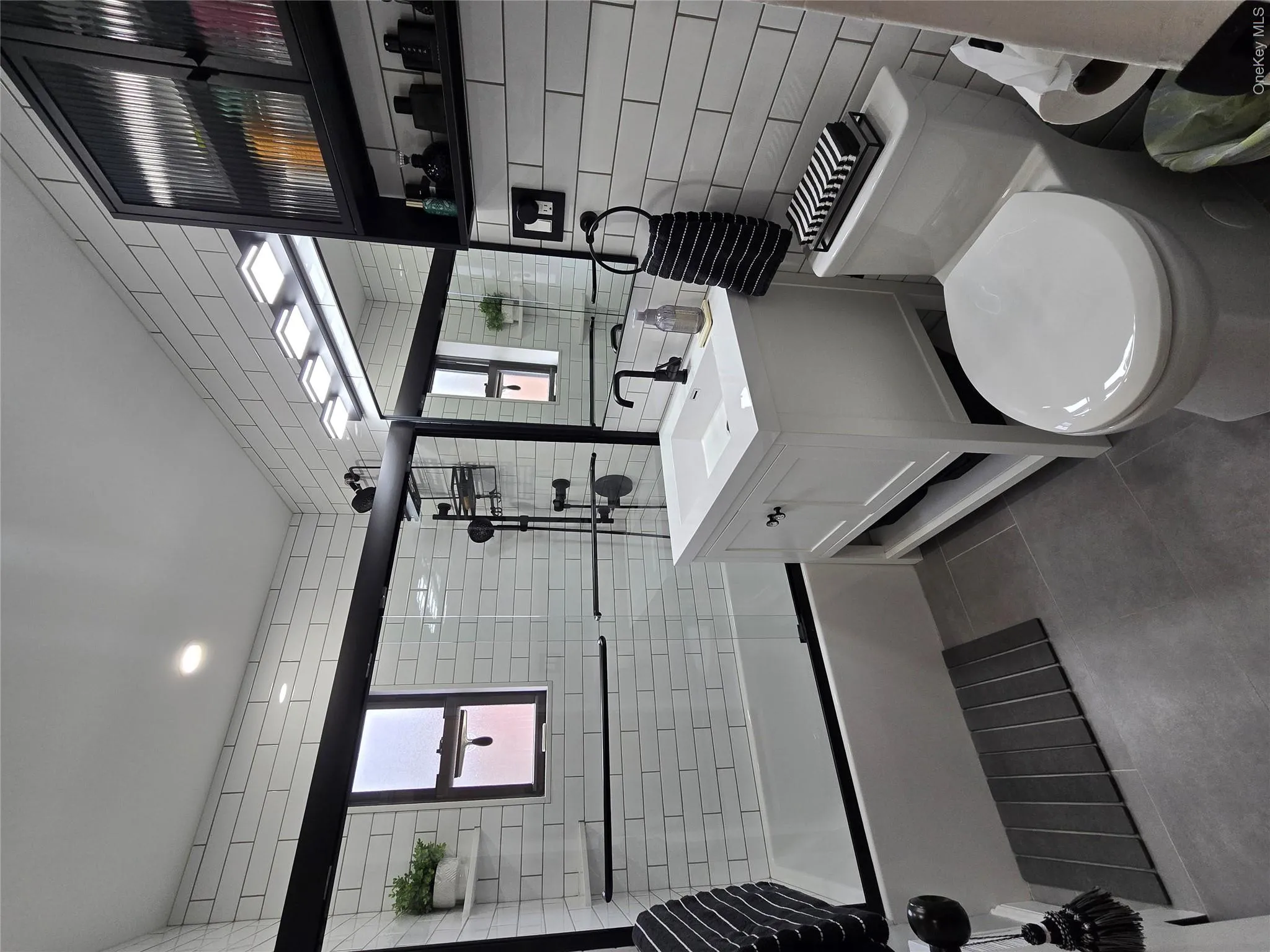 81-48 156th Ave, New York, NY, 3 Bedrooms Bedrooms, 6 Rooms Rooms,1 BathroomBathrooms,Residential,For Rent,156th Ave,0,1046392 81-48 156th Ave, New York, NY, 3 Bedrooms Bedrooms, 6 Rooms Rooms,1 BathroomBathrooms,Residential,For Rent,156th Ave,0,1046392