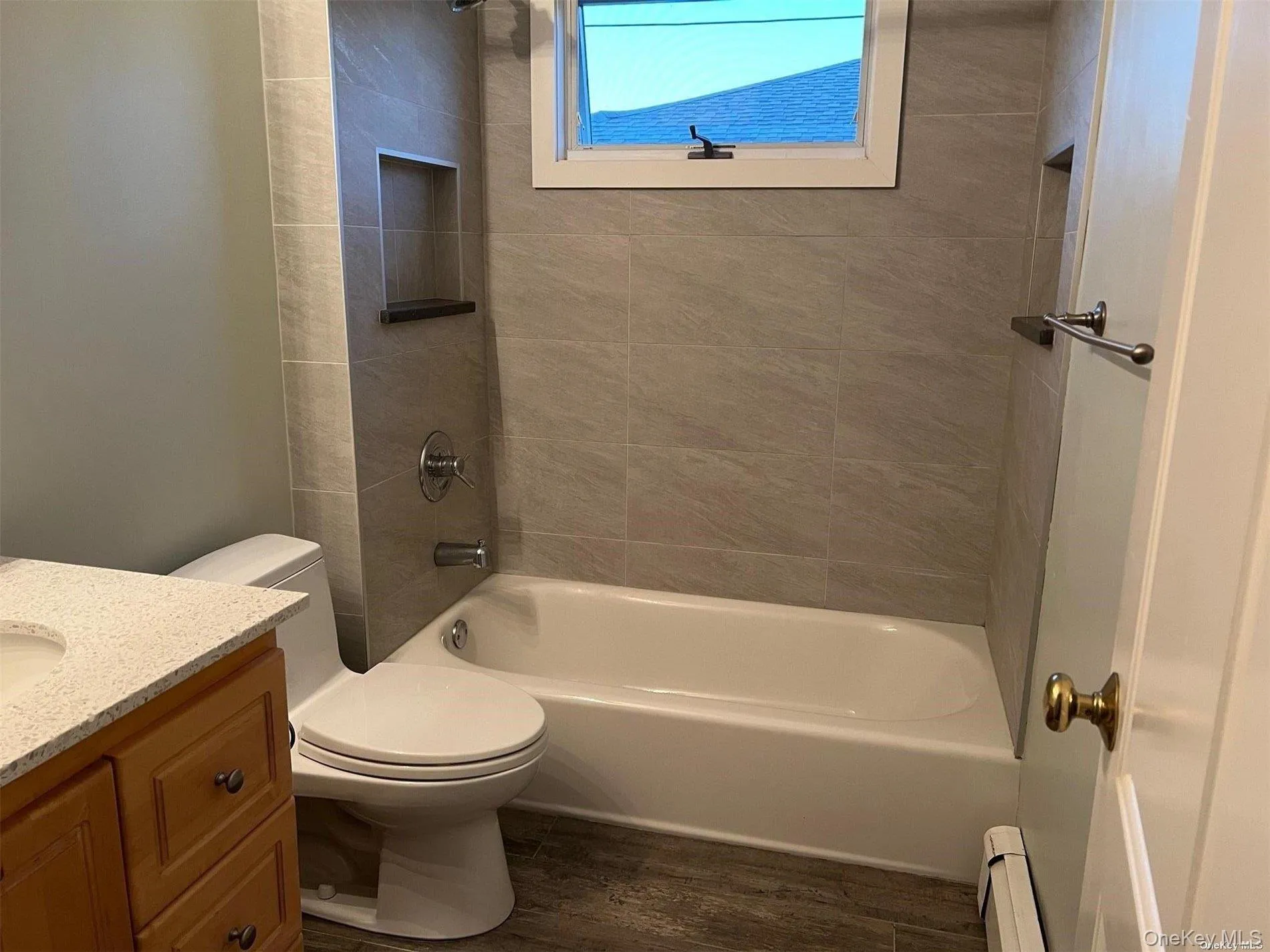 563 Neptune Boulevard, Long Beach, NY, 3 Bedrooms Bedrooms, 5 Rooms Rooms,2 BathroomsBathrooms,Residential Lease,For Rent,Neptune,0,1046393 563 Neptune Boulevard, Long Beach, NY, 3 Bedrooms Bedrooms, 5 Rooms Rooms,2 BathroomsBathrooms,Residential Lease,For Rent,Neptune,0,1046393