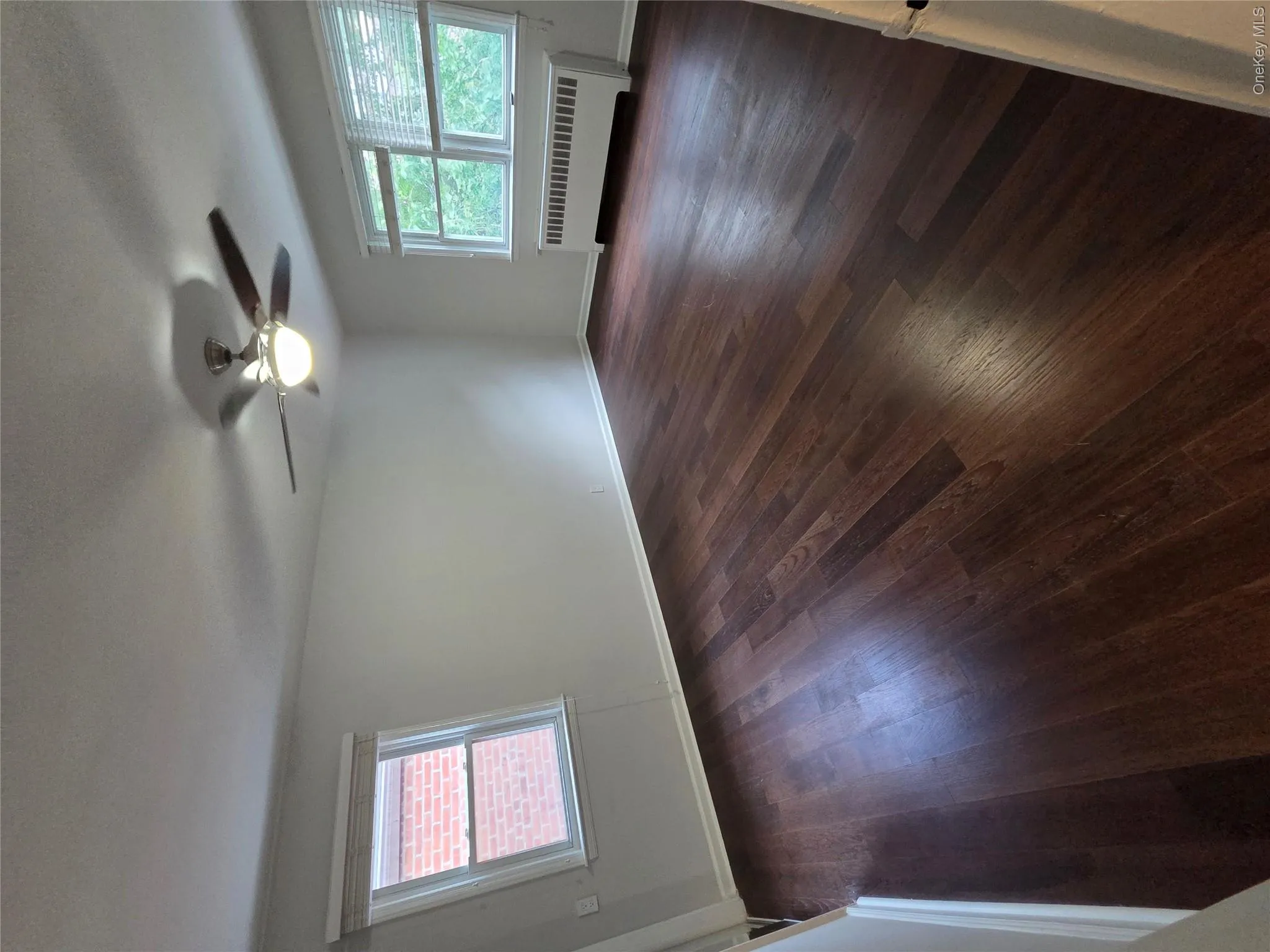 2129 Muliner Avenue, New York, NY, 4 Bedrooms Bedrooms, 7 Rooms Rooms,1 BathroomBathrooms,Residential Lease,For Rent,Muliner,0,1046395 2129 Muliner Avenue, New York, NY, 4 Bedrooms Bedrooms, 7 Rooms Rooms,1 BathroomBathrooms,Residential Lease,For Rent,Muliner,0,1046395