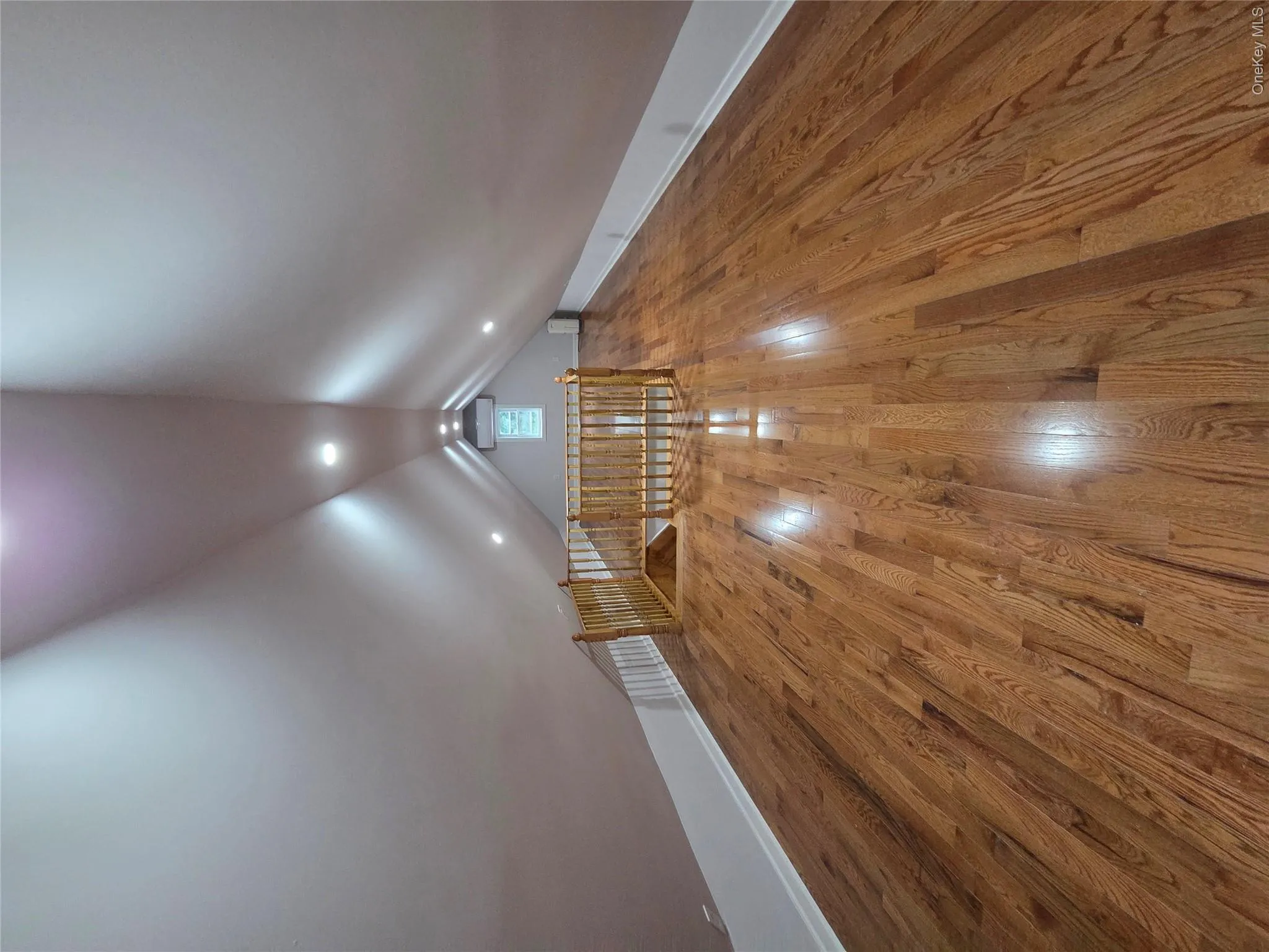 2129 Muliner Avenue, New York, NY, 4 Bedrooms Bedrooms, 7 Rooms Rooms,1 BathroomBathrooms,Residential Lease,For Rent,Muliner,0,1046395 2129 Muliner Avenue, New York, NY, 4 Bedrooms Bedrooms, 7 Rooms Rooms,1 BathroomBathrooms,Residential Lease,For Rent,Muliner,0,1046395