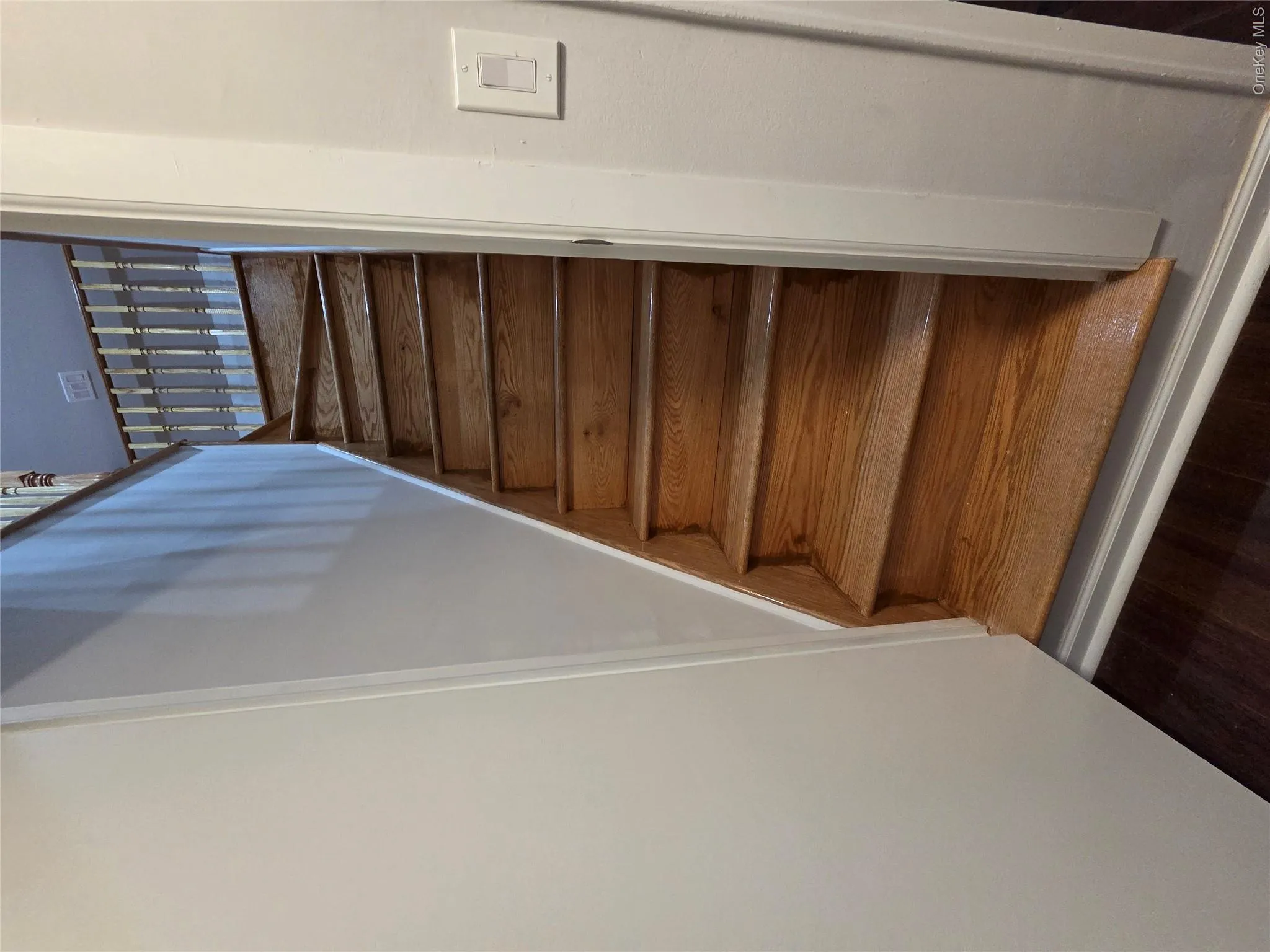 2129 Muliner Avenue, New York, NY, 4 Bedrooms Bedrooms, 7 Rooms Rooms,1 BathroomBathrooms,Residential Lease,For Rent,Muliner,0,1046395 2129 Muliner Avenue, New York, NY, 4 Bedrooms Bedrooms, 7 Rooms Rooms,1 BathroomBathrooms,Residential Lease,For Rent,Muliner,0,1046395