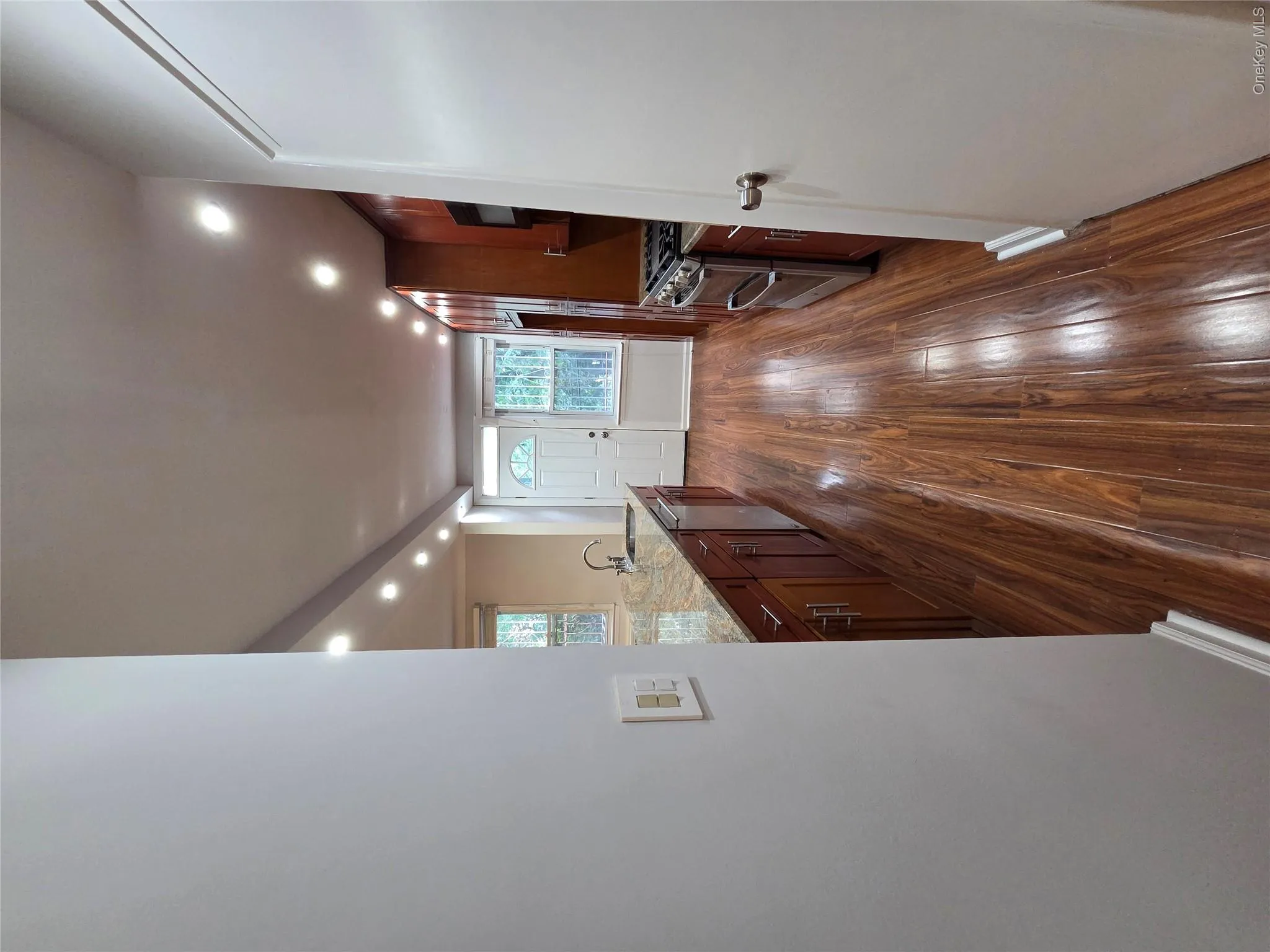 2129 Muliner Avenue, New York, NY, 4 Bedrooms Bedrooms, 7 Rooms Rooms,1 BathroomBathrooms,Residential Lease,For Rent,Muliner,0,1046395 2129 Muliner Avenue, New York, NY, 4 Bedrooms Bedrooms, 7 Rooms Rooms,1 BathroomBathrooms,Residential Lease,For Rent,Muliner,0,1046395