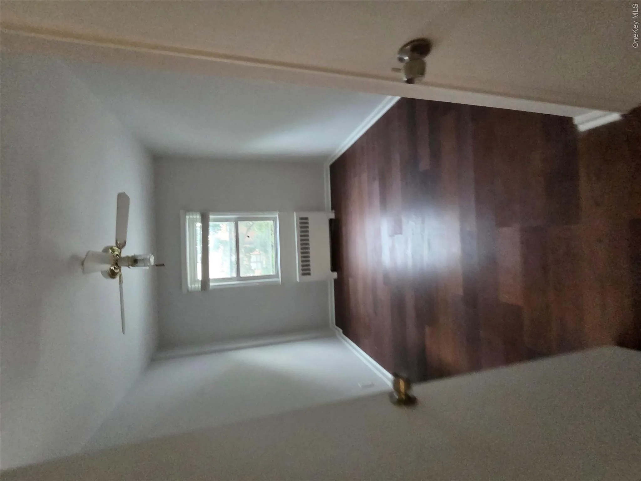 2129 Muliner Avenue, New York, NY, 4 Bedrooms Bedrooms, 7 Rooms Rooms,1 BathroomBathrooms,Residential Lease,For Rent,Muliner,0,1046395 2129 Muliner Avenue, New York, NY, 4 Bedrooms Bedrooms, 7 Rooms Rooms,1 BathroomBathrooms,Residential Lease,For Rent,Muliner,0,1046395