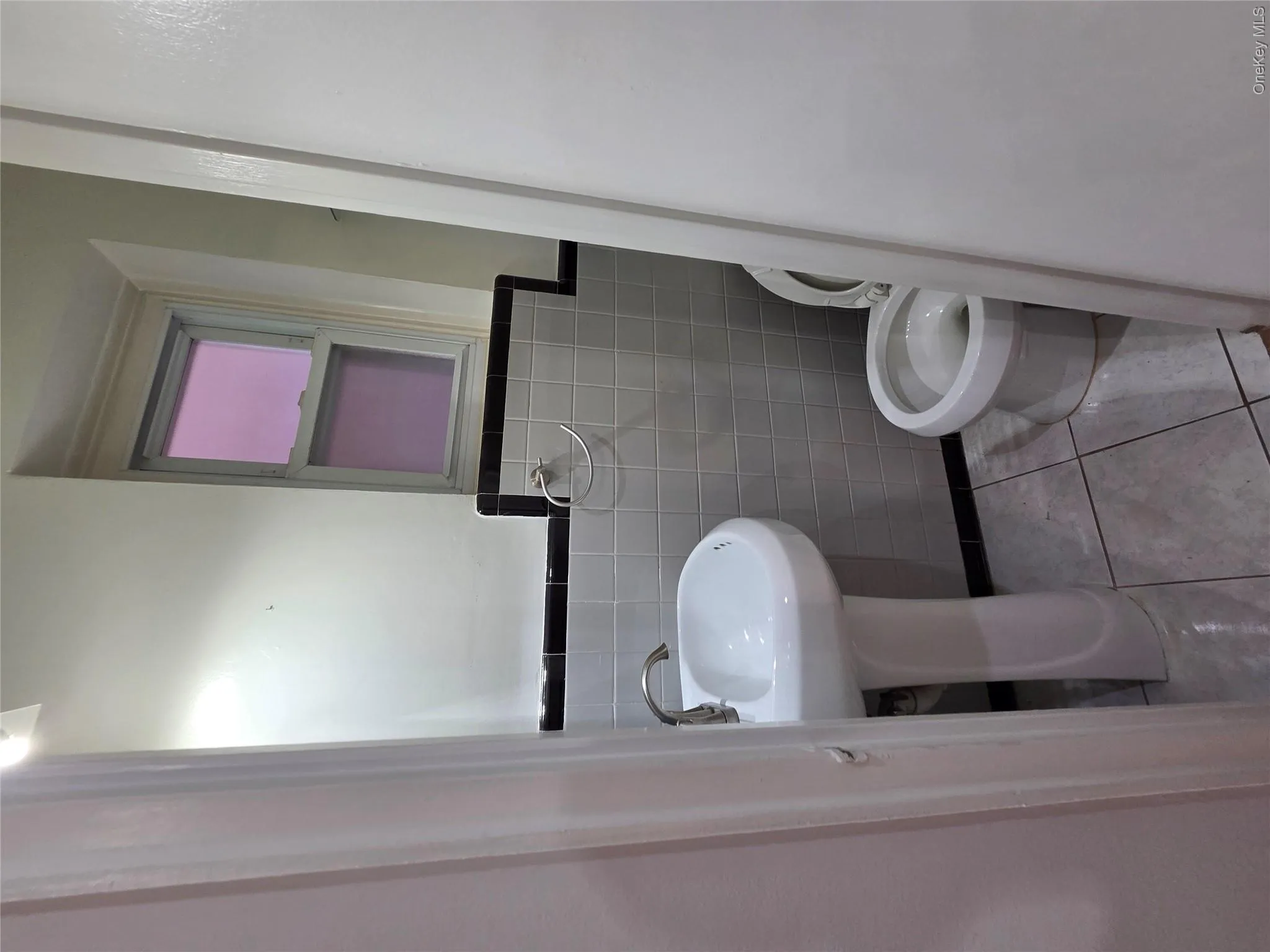 2129 Muliner Avenue, New York, NY, 4 Bedrooms Bedrooms, 7 Rooms Rooms,1 BathroomBathrooms,Residential Lease,For Rent,Muliner,0,1046395 2129 Muliner Avenue, New York, NY, 4 Bedrooms Bedrooms, 7 Rooms Rooms,1 BathroomBathrooms,Residential Lease,For Rent,Muliner,0,1046395