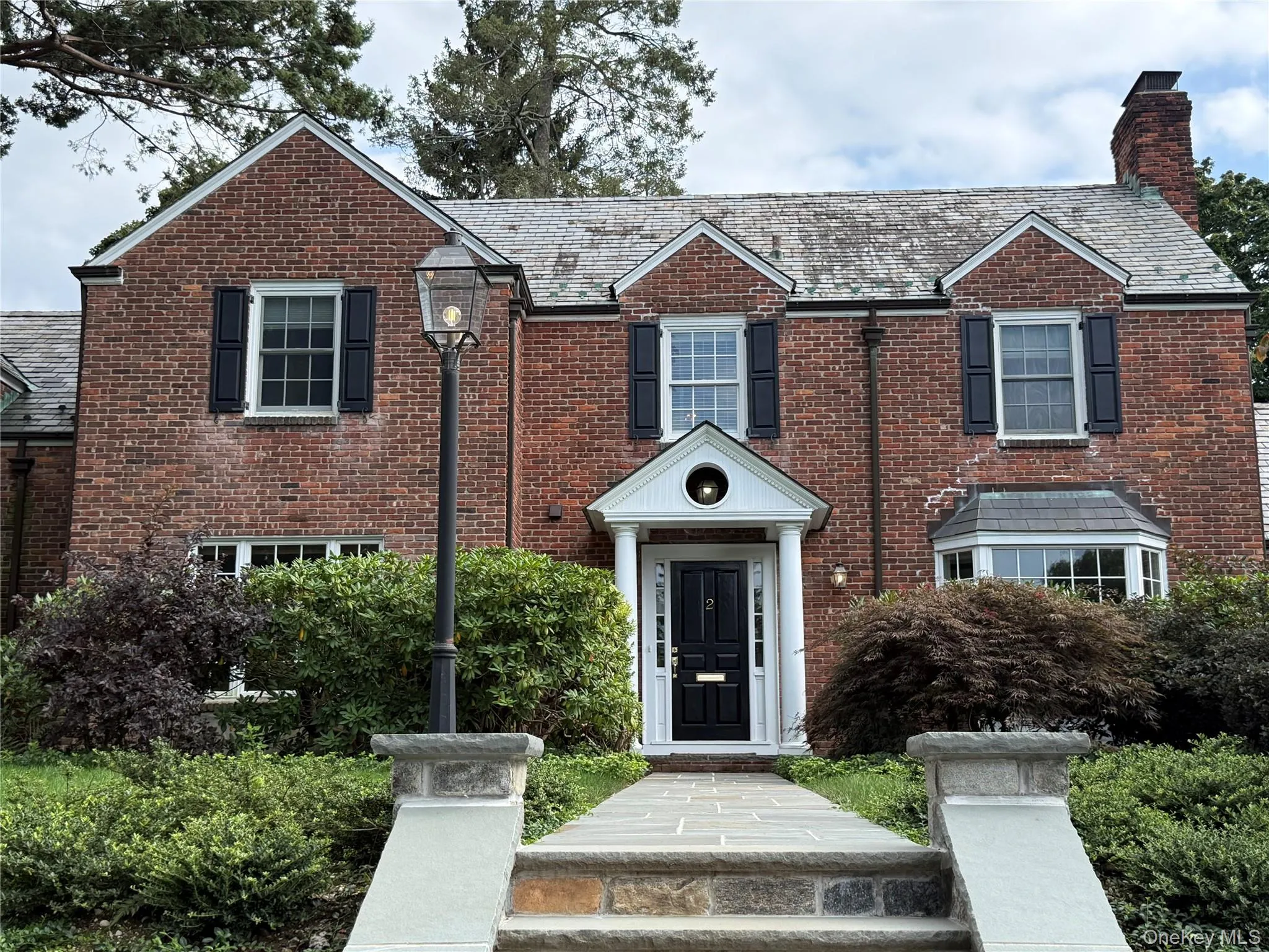 2 Saint Marks Place, Huntington, NY, 4 Bedroom Bedrooms, 8 Room Rooms,3 BathroomBathrooms,Residential Lease,For Rent,Saint Marks,0,1046398 2 Saint Marks Place, Huntington, NY, 4 Bedroom Bedrooms, 8 Room Rooms,3 BathroomBathrooms,Residential Lease,For Rent,Saint Marks,0,1046398