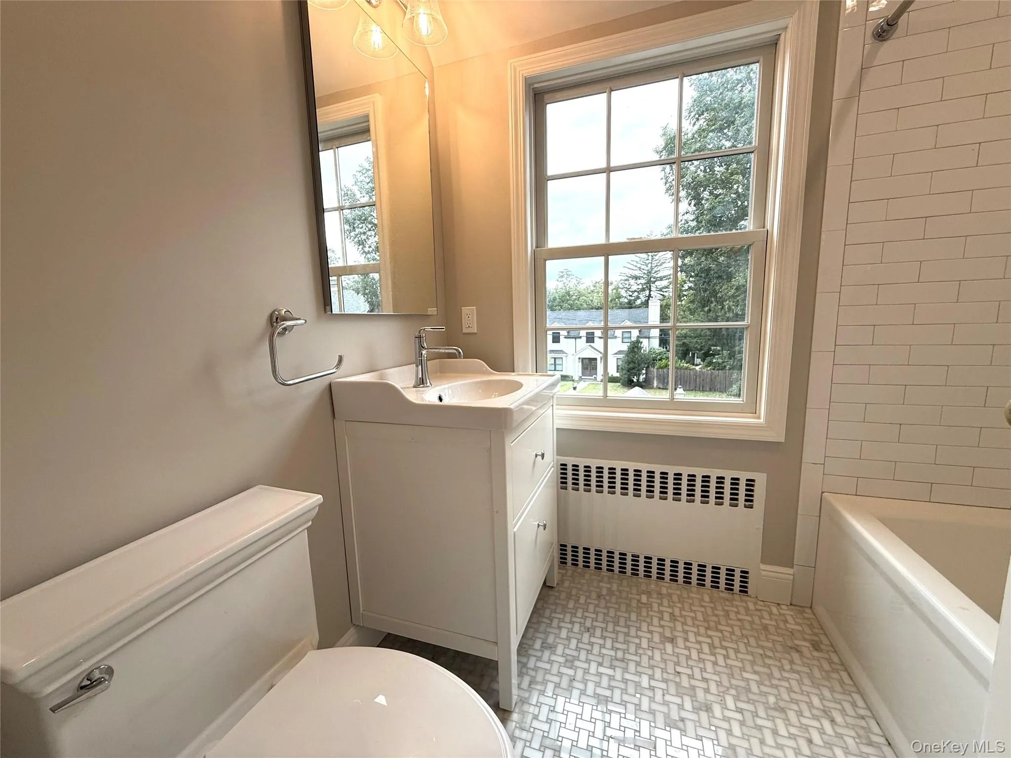 2 Saint Marks Place, Huntington, NY, 4 Bedroom Bedrooms, 8 Room Rooms,3 BathroomBathrooms,Residential Lease,For Rent,Saint Marks,0,1046398 2 Saint Marks Place, Huntington, NY, 4 Bedroom Bedrooms, 8 Room Rooms,3 BathroomBathrooms,Residential Lease,For Rent,Saint Marks,0,1046398