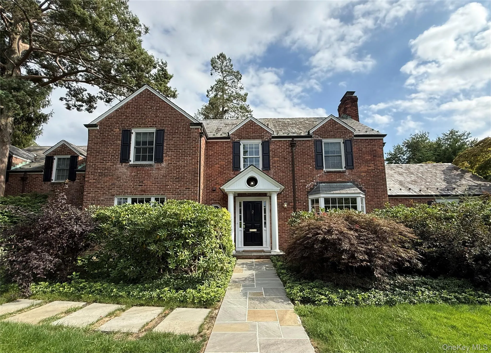 2 Saint Marks Place, Huntington, NY, 4 Bedroom Bedrooms, 8 Room Rooms,3 BathroomBathrooms,Residential Lease,For Rent,Saint Marks,0,1046398 2 Saint Marks Place, Huntington, NY, 4 Bedroom Bedrooms, 8 Room Rooms,3 BathroomBathrooms,Residential Lease,For Rent,Saint Marks,0,1046398