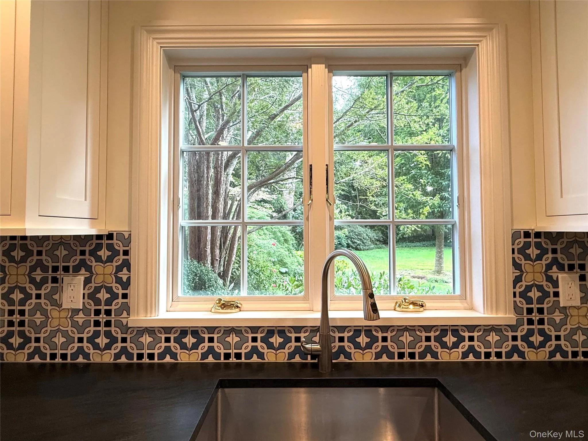 2 Saint Marks Place, Huntington, NY, 4 Bedroom Bedrooms, 8 Room Rooms,3 BathroomBathrooms,Residential Lease,For Rent,Saint Marks,0,1046398 2 Saint Marks Place, Huntington, NY, 4 Bedroom Bedrooms, 8 Room Rooms,3 BathroomBathrooms,Residential Lease,For Rent,Saint Marks,0,1046398