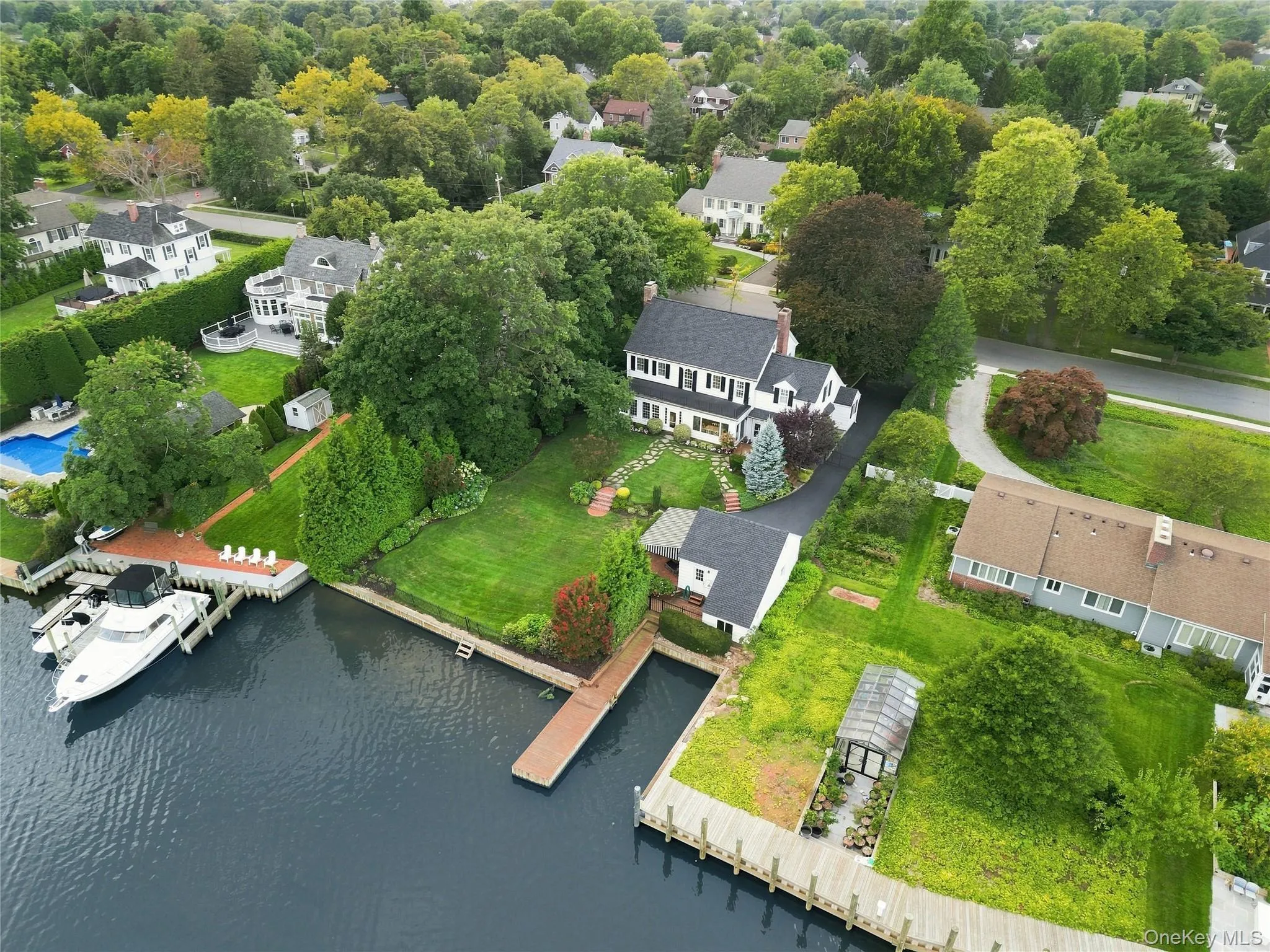 84 Ocean Avenue, Babylon, NY, 6 Bedrooms Bedrooms, 12 Rooms Rooms,3 BathroomsBathrooms,Residential,For Rent,Ocean,0,1046399 84 Ocean Avenue, Babylon, NY, 6 Bedrooms Bedrooms, 12 Rooms Rooms,3 BathroomsBathrooms,Residential,For Rent,Ocean,0,1046399