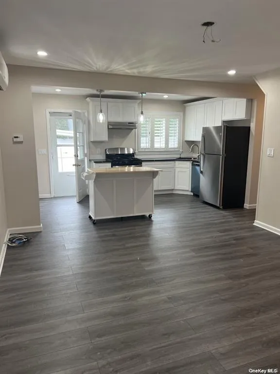 1227 Daffodil Lane, Hempstead, NY, 4 Bedrooms Bedrooms, 9 Rooms Rooms,3 BathroomsBathrooms,Residential Lease,For Rent,Daffodil,0,1046404 1227 Daffodil Lane, Hempstead, NY, 4 Bedrooms Bedrooms, 9 Rooms Rooms,3 BathroomsBathrooms,Residential Lease,For Rent,Daffodil,0,1046404