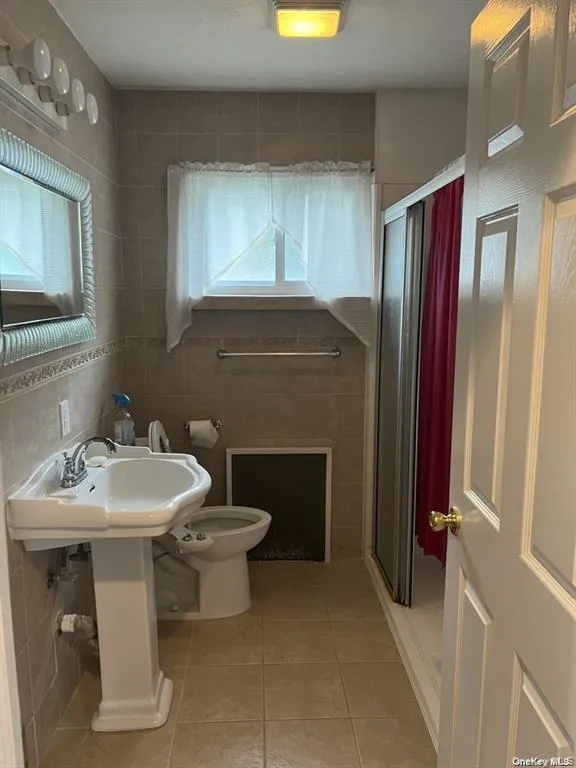 1227 Daffodil Lane, Hempstead, NY, 4 Bedrooms Bedrooms, 9 Rooms Rooms,3 BathroomsBathrooms,Residential Lease,For Rent,Daffodil,0,1046404 1227 Daffodil Lane, Hempstead, NY, 4 Bedrooms Bedrooms, 9 Rooms Rooms,3 BathroomsBathrooms,Residential Lease,For Rent,Daffodil,0,1046404