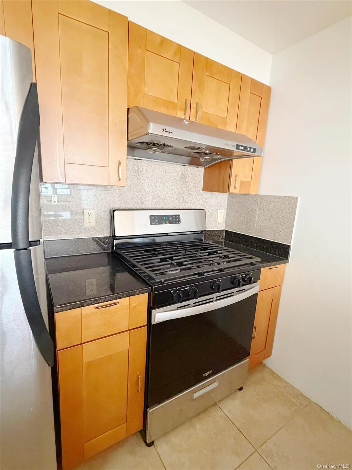 6314 Queens Boulevard, New York, NY, 1 Bedroom Bedrooms, 4 Rooms Rooms,1 BathroomBathrooms,Residential,For Rent,Queens,0,1046408 6314 Queens Boulevard, New York, NY, 1 Bedroom Bedrooms, 4 Rooms Rooms,1 BathroomBathrooms,Residential,For Rent,Queens,0,1046408