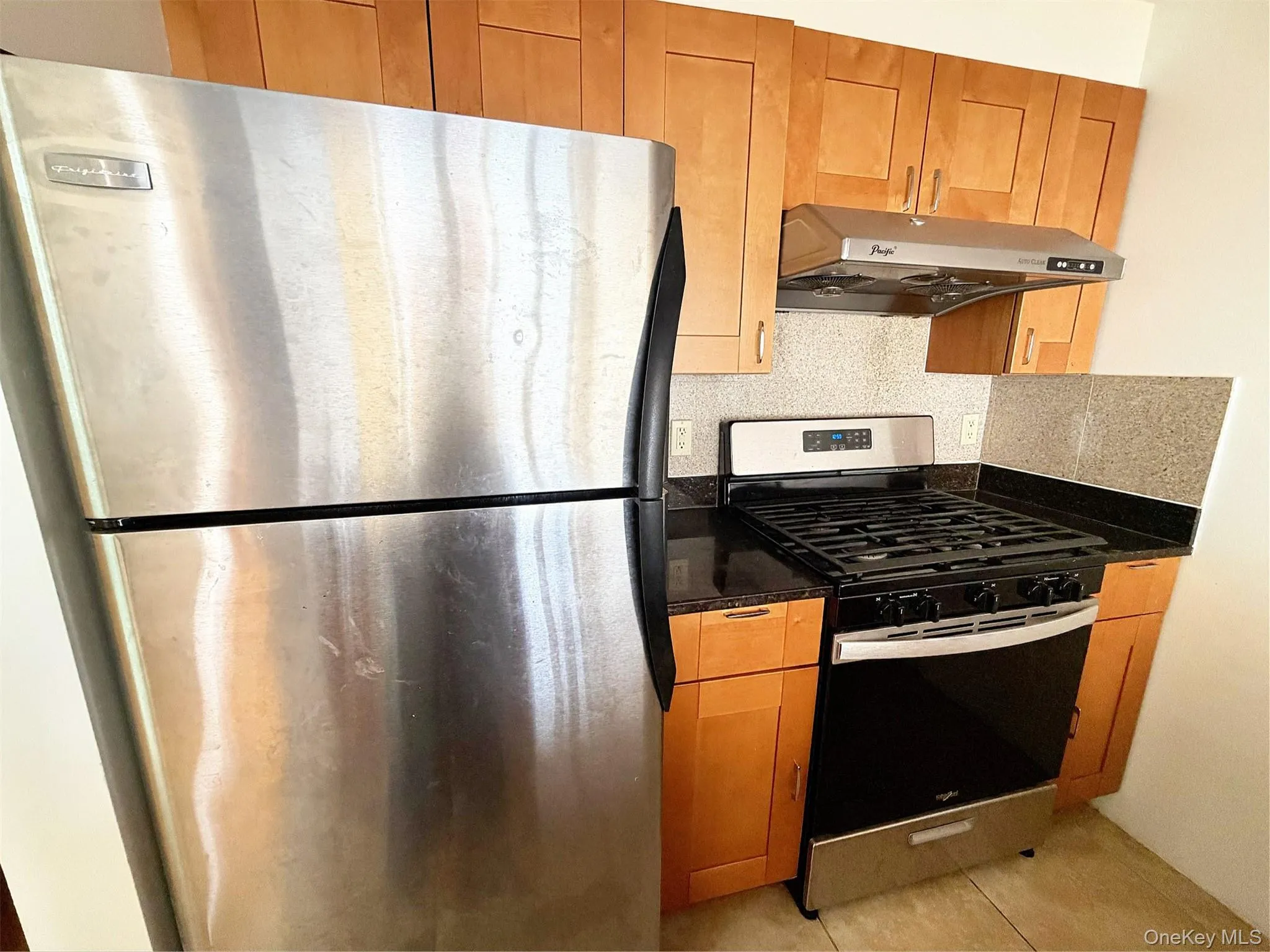 6314 Queens Boulevard, New York, NY, 1 Bedroom Bedrooms, 4 Rooms Rooms,1 BathroomBathrooms,Residential,For Rent,Queens,0,1046408 6314 Queens Boulevard, New York, NY, 1 Bedroom Bedrooms, 4 Rooms Rooms,1 BathroomBathrooms,Residential,For Rent,Queens,0,1046408