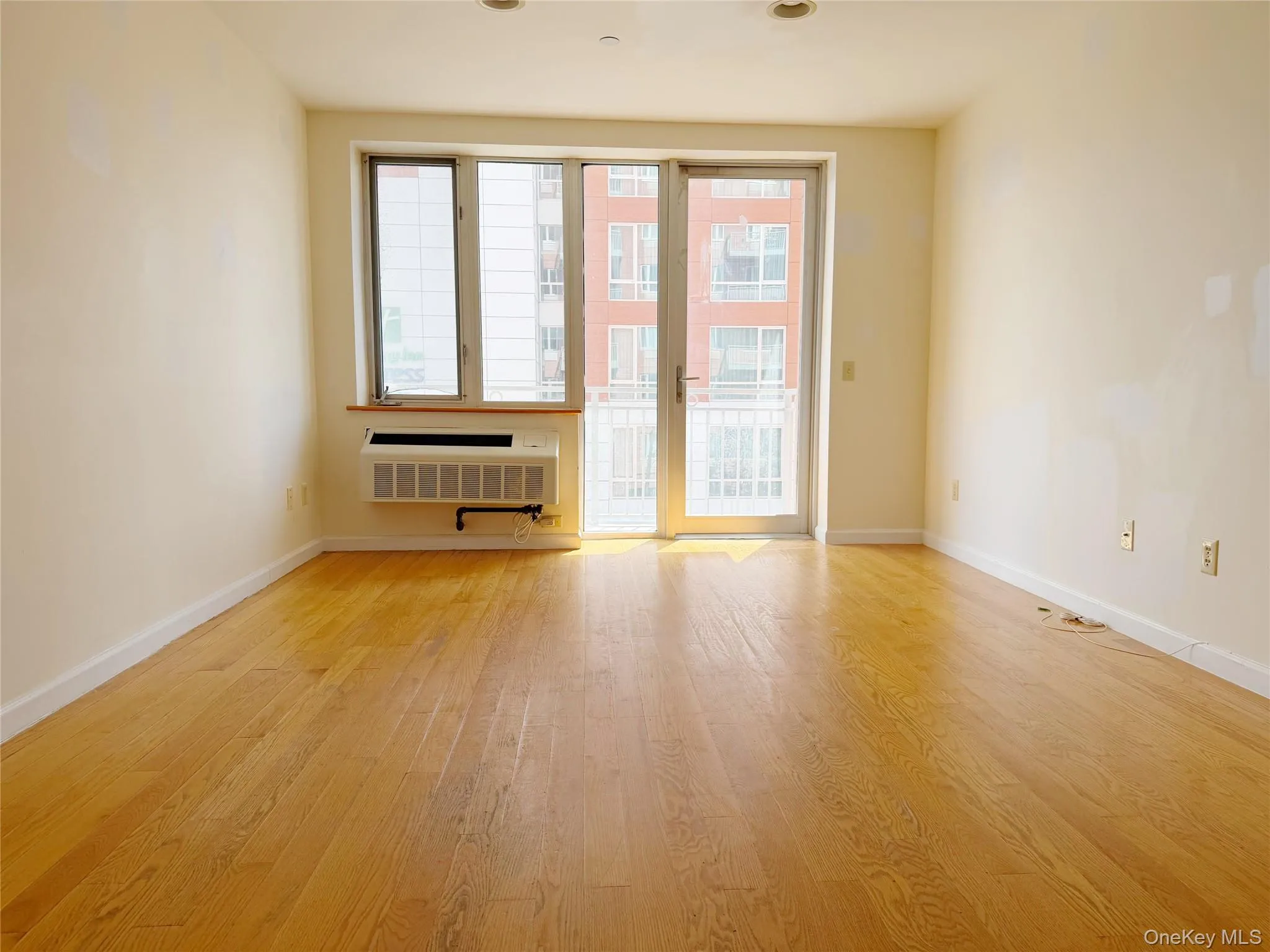 6314 Queens Boulevard, New York, NY, 1 Bedroom Bedrooms, 4 Rooms Rooms,1 BathroomBathrooms,Residential,For Rent,Queens,0,1046408 6314 Queens Boulevard, New York, NY, 1 Bedroom Bedrooms, 4 Rooms Rooms,1 BathroomBathrooms,Residential,For Rent,Queens,0,1046408
