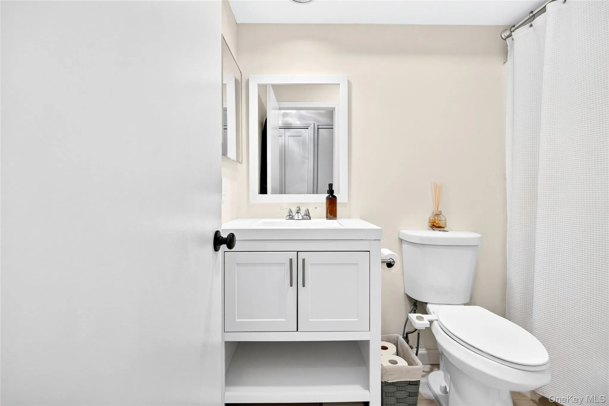 1203 Eagle Bay Drive, Ossining, NY, 2 Bedrooms Bedrooms, 5 Rooms Rooms,2 BathroomsBathrooms,Residential,For Rent,Eagle Bay,0,1046411 1203 Eagle Bay Drive, Ossining, NY, 2 Bedrooms Bedrooms, 5 Rooms Rooms,2 BathroomsBathrooms,Residential,For Rent,Eagle Bay,0,1046411