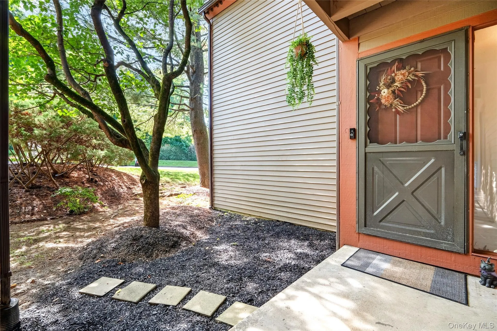 1203 Eagle Bay Drive, Ossining, NY, 2 Bedrooms Bedrooms, 5 Rooms Rooms,2 BathroomsBathrooms,Residential,For Rent,Eagle Bay,0,1046411 1203 Eagle Bay Drive, Ossining, NY, 2 Bedrooms Bedrooms, 5 Rooms Rooms,2 BathroomsBathrooms,Residential,For Rent,Eagle Bay,0,1046411