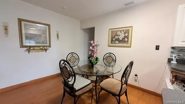 5 El Camino Court, Brookhaven, NY, 1 Bedroom Bedrooms, 3 Rooms Rooms,1 BathroomBathrooms,Residential,For Rent,El Camino,0,1046413 5 El Camino Court, Brookhaven, NY, 1 Bedroom Bedrooms, 3 Rooms Rooms,1 BathroomBathrooms,Residential,For Rent,El Camino,0,1046413