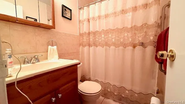 5 El Camino Court, Brookhaven, NY, 1 Bedroom Bedrooms, 3 Rooms Rooms,1 BathroomBathrooms,Residential,For Rent,El Camino,0,1046413 5 El Camino Court, Brookhaven, NY, 1 Bedroom Bedrooms, 3 Rooms Rooms,1 BathroomBathrooms,Residential,For Rent,El Camino,0,1046413