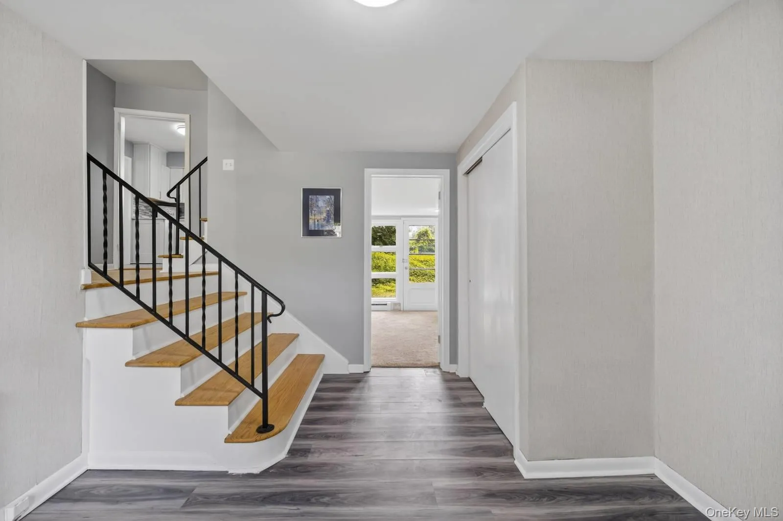 31 Old Farms Road, Poughkeepsie, NY, 4 Bedrooms Bedrooms, 9 Rooms Rooms,2 BathroomsBathrooms,Residential,For Rent,Old Farms,0,1046416 31 Old Farms Road, Poughkeepsie, NY, 4 Bedrooms Bedrooms, 9 Rooms Rooms,2 BathroomsBathrooms,Residential,For Rent,Old Farms,0,1046416