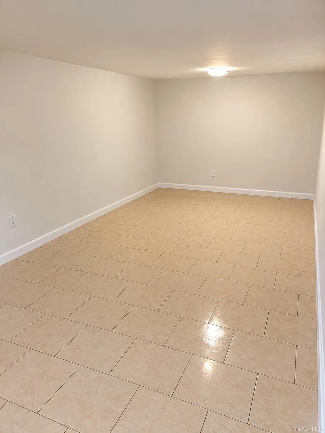 159-15 95th Street, New York, NY, 4 Bedrooms Bedrooms, 7 Rooms Rooms,1 BathroomBathrooms,Residential,For Rent,95th,0,1046423 159-15 95th Street, New York, NY, 4 Bedrooms Bedrooms, 7 Rooms Rooms,1 BathroomBathrooms,Residential,For Rent,95th,0,1046423