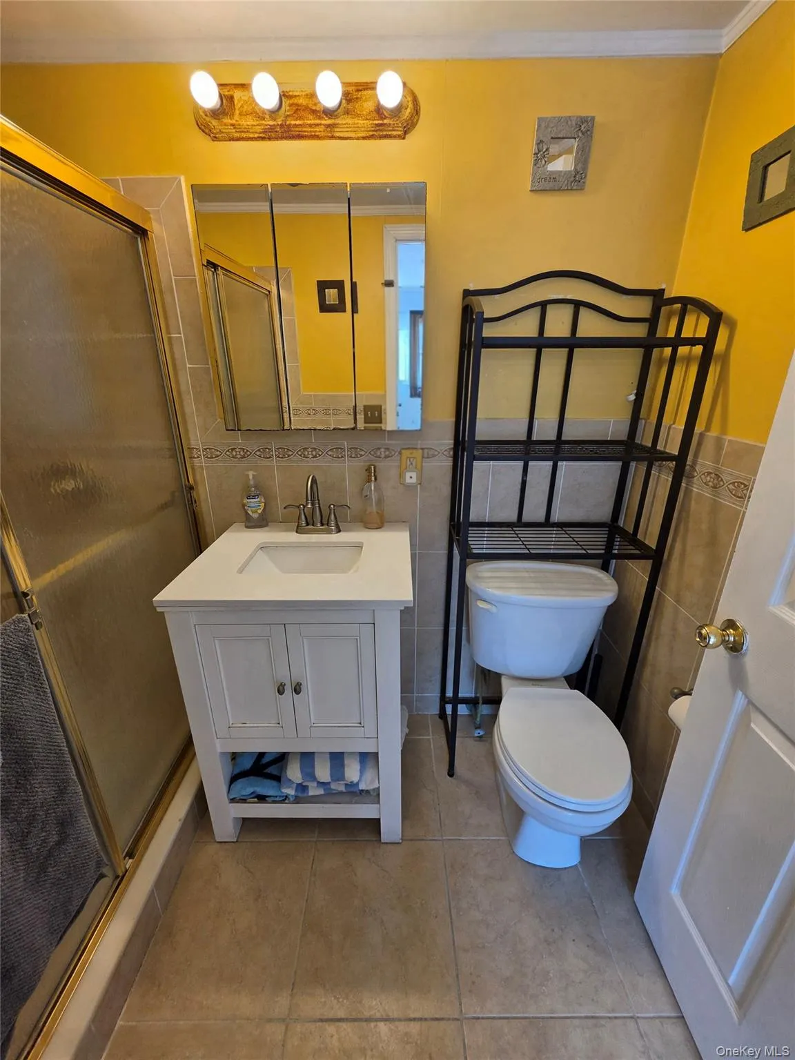 160-41 99th Street, New York, NY, 3 Bedrooms Bedrooms, 8 Rooms Rooms,2 BathroomsBathrooms,Residential,For Rent,99th,0,1046429 160-41 99th Street, New York, NY, 3 Bedrooms Bedrooms, 8 Rooms Rooms,2 BathroomsBathrooms,Residential,For Rent,99th,0,1046429