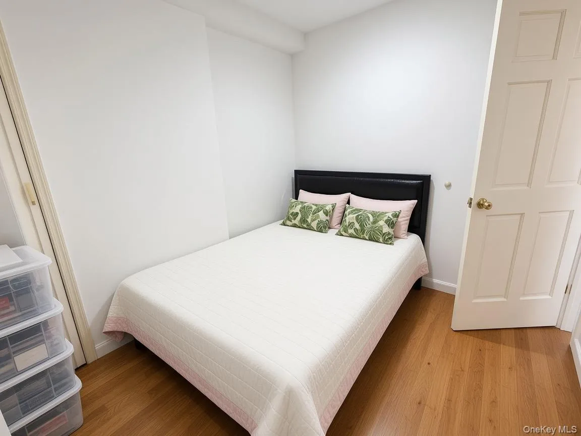 141-05 Cherry Avenue, New York, NY, 2 Bedrooms Bedrooms, 4 Rooms Rooms,2 BathroomsBathrooms,Residential,For Rent,Cherry,0,1046430 141-05 Cherry Avenue, New York, NY, 2 Bedrooms Bedrooms, 4 Rooms Rooms,2 BathroomsBathrooms,Residential,For Rent,Cherry,0,1046430