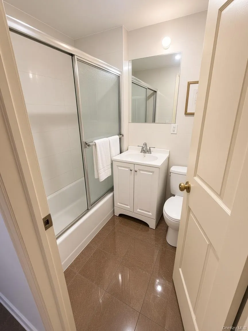 141-05 Cherry Avenue, New York, NY, 2 Bedrooms Bedrooms, 4 Rooms Rooms,2 BathroomsBathrooms,Residential,For Rent,Cherry,0,1046430 141-05 Cherry Avenue, New York, NY, 2 Bedrooms Bedrooms, 4 Rooms Rooms,2 BathroomsBathrooms,Residential,For Rent,Cherry,0,1046430