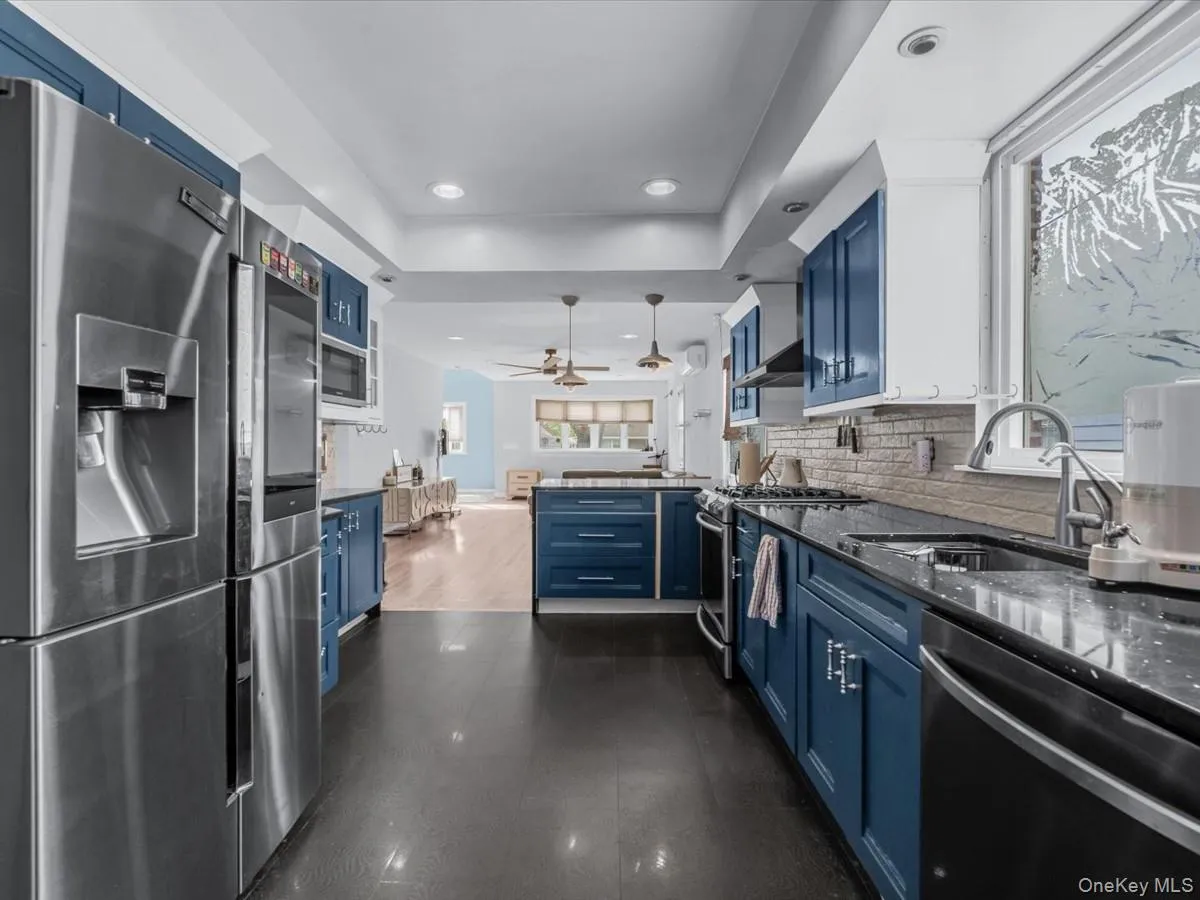 252-15 82nd Avenue, New York, NY, 4 Bedrooms Bedrooms, 7 Rooms Rooms,4 BathroomsBathrooms,Residential,For Rent,82nd,0,1046435 252-15 82nd Avenue, New York, NY, 4 Bedrooms Bedrooms, 7 Rooms Rooms,4 BathroomsBathrooms,Residential,For Rent,82nd,0,1046435