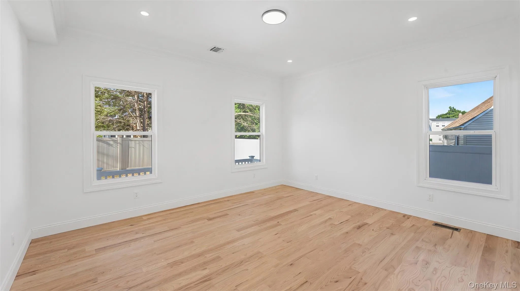 41 Chase Lane, Hempstead, NY, 5 Bedrooms Bedrooms, 12 Rooms Rooms,4 BathroomsBathrooms,Residential,For Rent,Chase,0,1046438 41 Chase Lane, Hempstead, NY, 5 Bedrooms Bedrooms, 12 Rooms Rooms,4 BathroomsBathrooms,Residential,For Rent,Chase,0,1046438