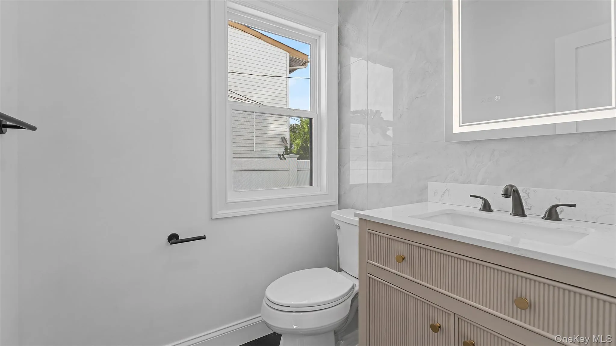 41 Chase Lane, Hempstead, NY, 5 Bedrooms Bedrooms, 12 Rooms Rooms,4 BathroomsBathrooms,Residential,For Rent,Chase,0,1046438 41 Chase Lane, Hempstead, NY, 5 Bedrooms Bedrooms, 12 Rooms Rooms,4 BathroomsBathrooms,Residential,For Rent,Chase,0,1046438