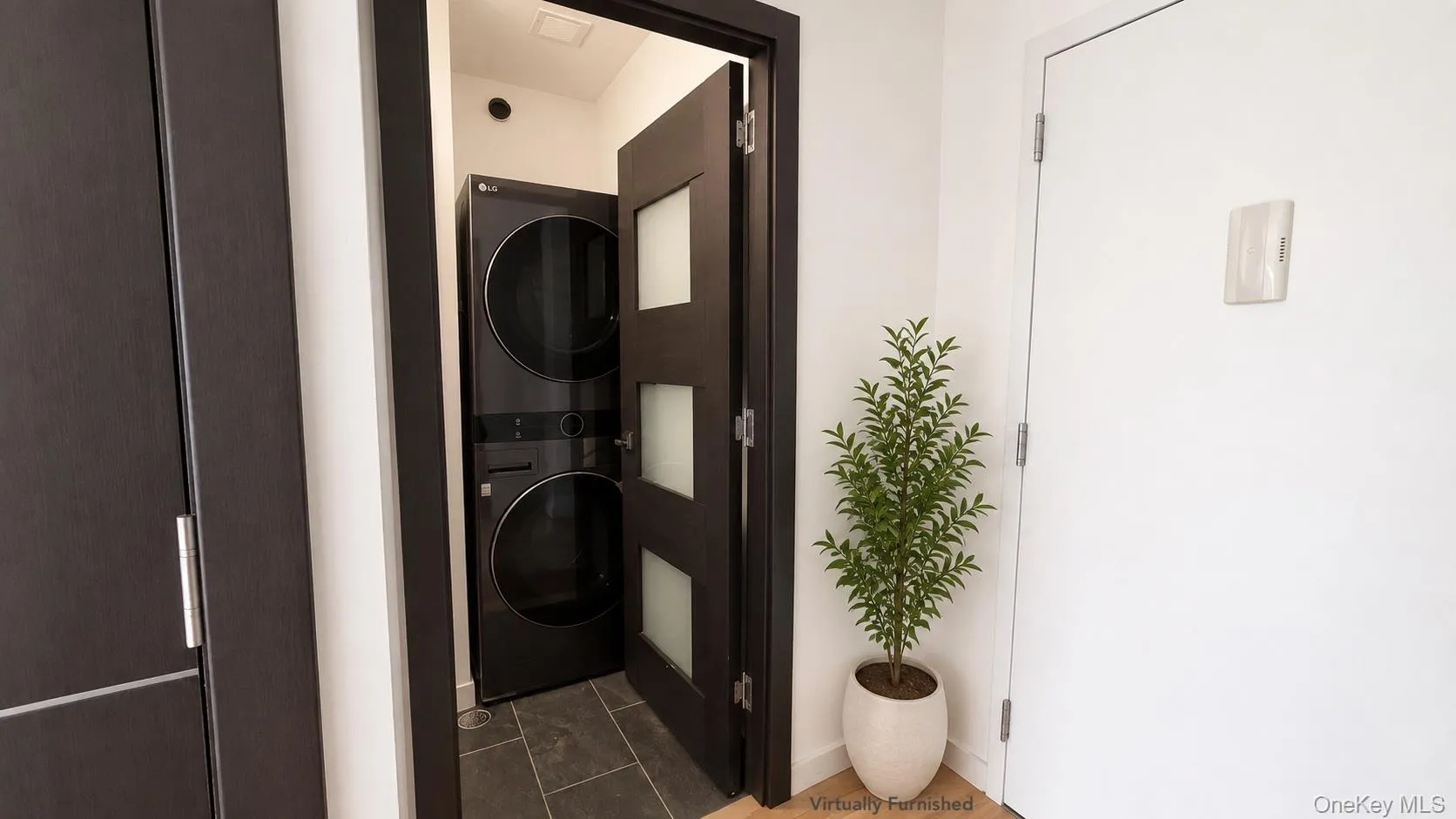 138 Huron Street, New York, NY, 2 Bedroom Bedrooms, 4 Room Rooms,1 BathroomBathrooms,Residential Lease,For Rent,Huron,0,1046443 138 Huron Street, New York, NY, 2 Bedroom Bedrooms, 4 Room Rooms,1 BathroomBathrooms,Residential Lease,For Rent,Huron,0,1046443