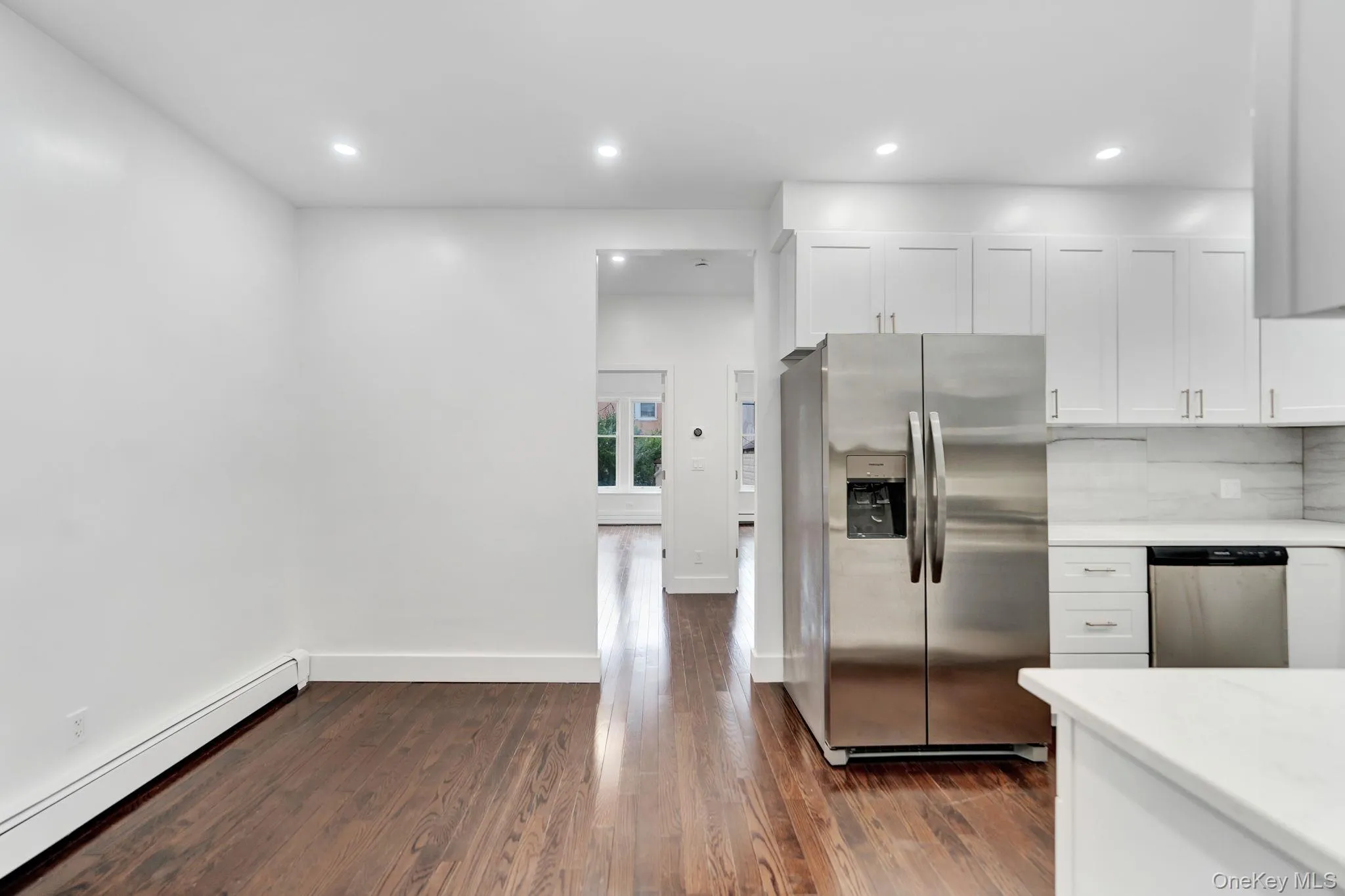 251 E 46th Street, New York, NY, 3 Bedrooms Bedrooms, 5 Rooms Rooms,1 BathroomBathrooms,Residential Lease,For Rent,E 46th,0,1046444 251 E 46th Street, New York, NY, 3 Bedrooms Bedrooms, 5 Rooms Rooms,1 BathroomBathrooms,Residential Lease,For Rent,E 46th,0,1046444
