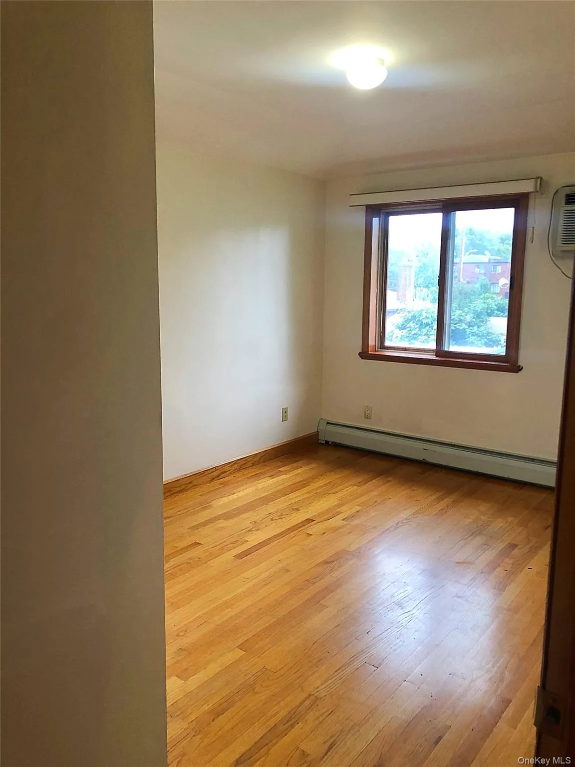 16446 77th Avenue, New York, NY, 3 Bedrooms Bedrooms, 6 Rooms Rooms,2 BathroomsBathrooms,Residential Lease,For Rent,77th,0,1046446 16446 77th Avenue, New York, NY, 3 Bedrooms Bedrooms, 6 Rooms Rooms,2 BathroomsBathrooms,Residential Lease,For Rent,77th,0,1046446