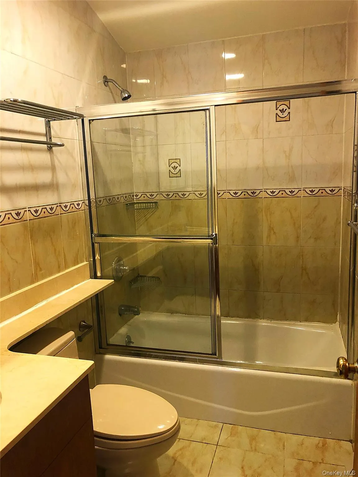 16446 77th Avenue, New York, NY, 3 Bedrooms Bedrooms, 6 Rooms Rooms,2 BathroomsBathrooms,Residential Lease,For Rent,77th,0,1046446 16446 77th Avenue, New York, NY, 3 Bedrooms Bedrooms, 6 Rooms Rooms,2 BathroomsBathrooms,Residential Lease,For Rent,77th,0,1046446