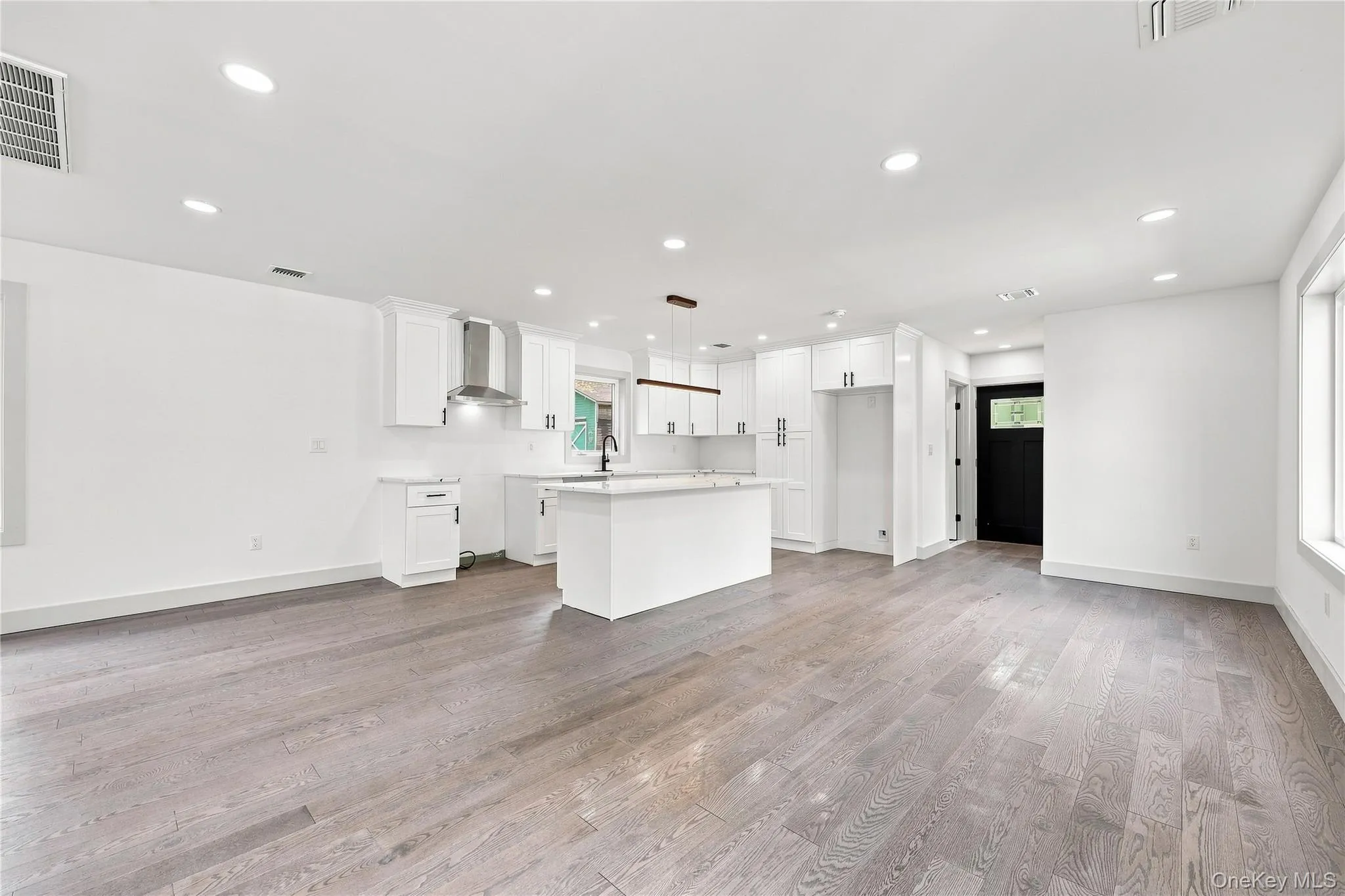 183 Center Street, Wawarsing, NY, 3 Bedrooms Bedrooms, 6 Rooms Rooms,2 BathroomsBathrooms,Residential,For Rent,Center,0,1046451 183 Center Street, Wawarsing, NY, 3 Bedrooms Bedrooms, 6 Rooms Rooms,2 BathroomsBathrooms,Residential,For Rent,Center,0,1046451