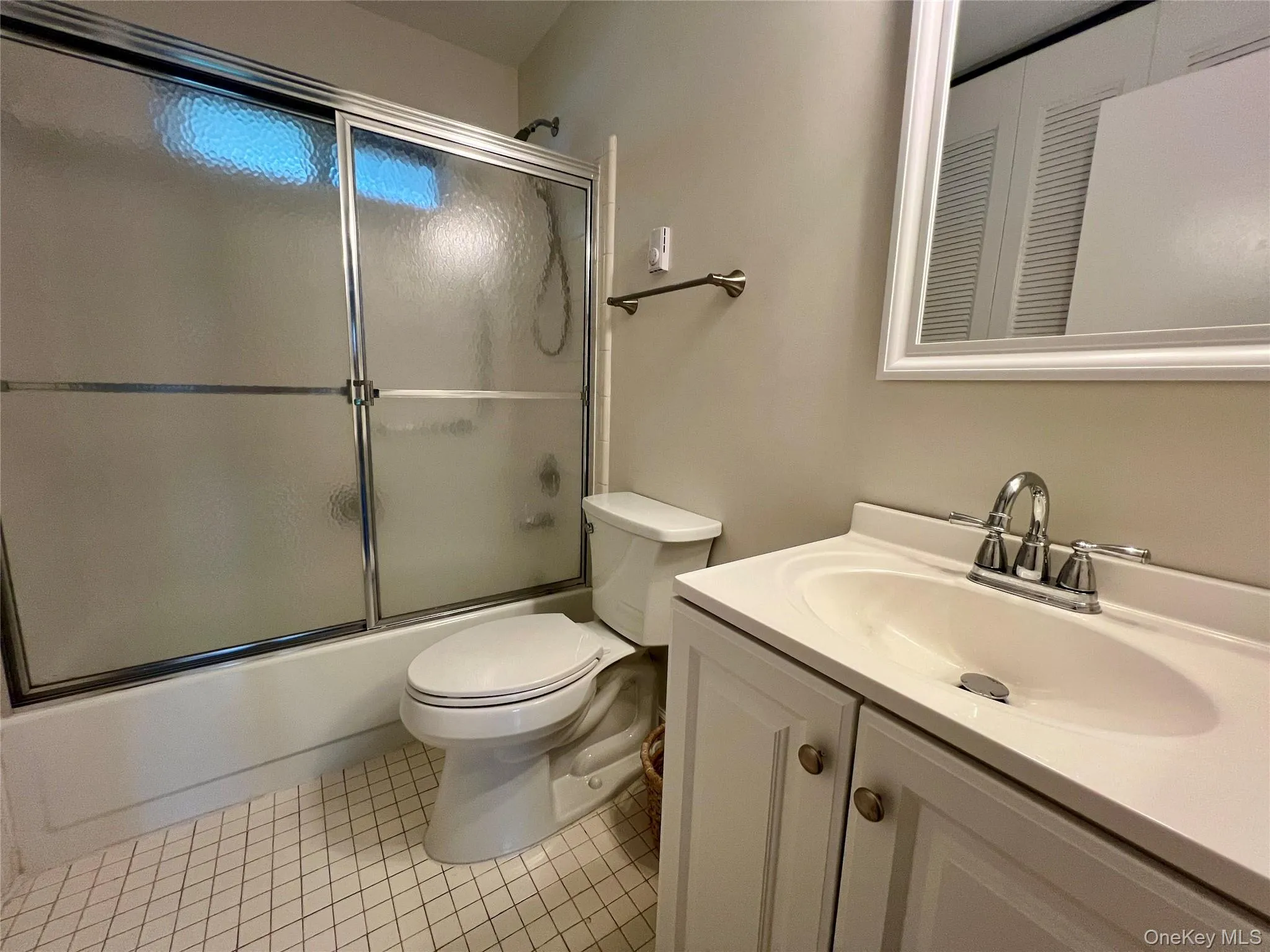 474 Darwen Drive, Brookhaven, NY, 2 Bedrooms Bedrooms, 5 Rooms Rooms,2 BathroomsBathrooms,Residential Lease,For Rent,Darwen,0,1046453 474 Darwen Drive, Brookhaven, NY, 2 Bedrooms Bedrooms, 5 Rooms Rooms,2 BathroomsBathrooms,Residential Lease,For Rent,Darwen,0,1046453