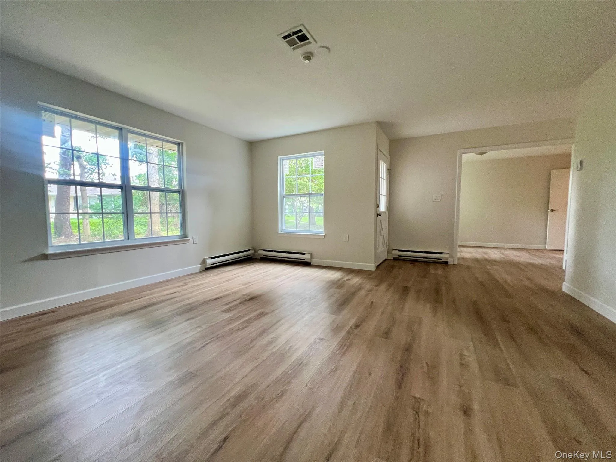 474 Darwen Drive, Brookhaven, NY, 2 Bedrooms Bedrooms, 5 Rooms Rooms,2 BathroomsBathrooms,Residential Lease,For Rent,Darwen,0,1046453 474 Darwen Drive, Brookhaven, NY, 2 Bedrooms Bedrooms, 5 Rooms Rooms,2 BathroomsBathrooms,Residential Lease,For Rent,Darwen,0,1046453
