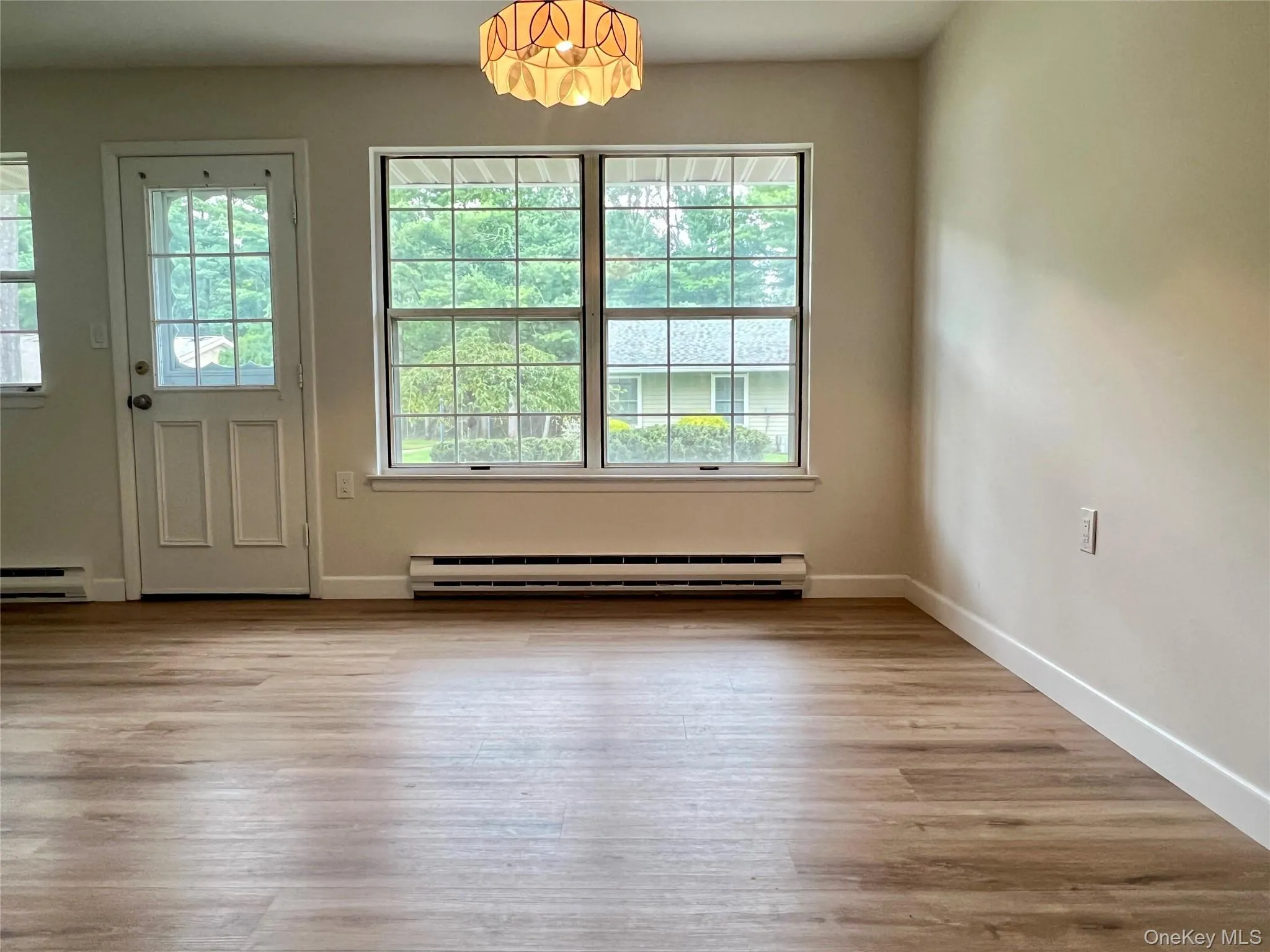 474 Darwen Drive, Brookhaven, NY, 2 Bedrooms Bedrooms, 5 Rooms Rooms,2 BathroomsBathrooms,Residential Lease,For Rent,Darwen,0,1046453 474 Darwen Drive, Brookhaven, NY, 2 Bedrooms Bedrooms, 5 Rooms Rooms,2 BathroomsBathrooms,Residential Lease,For Rent,Darwen,0,1046453